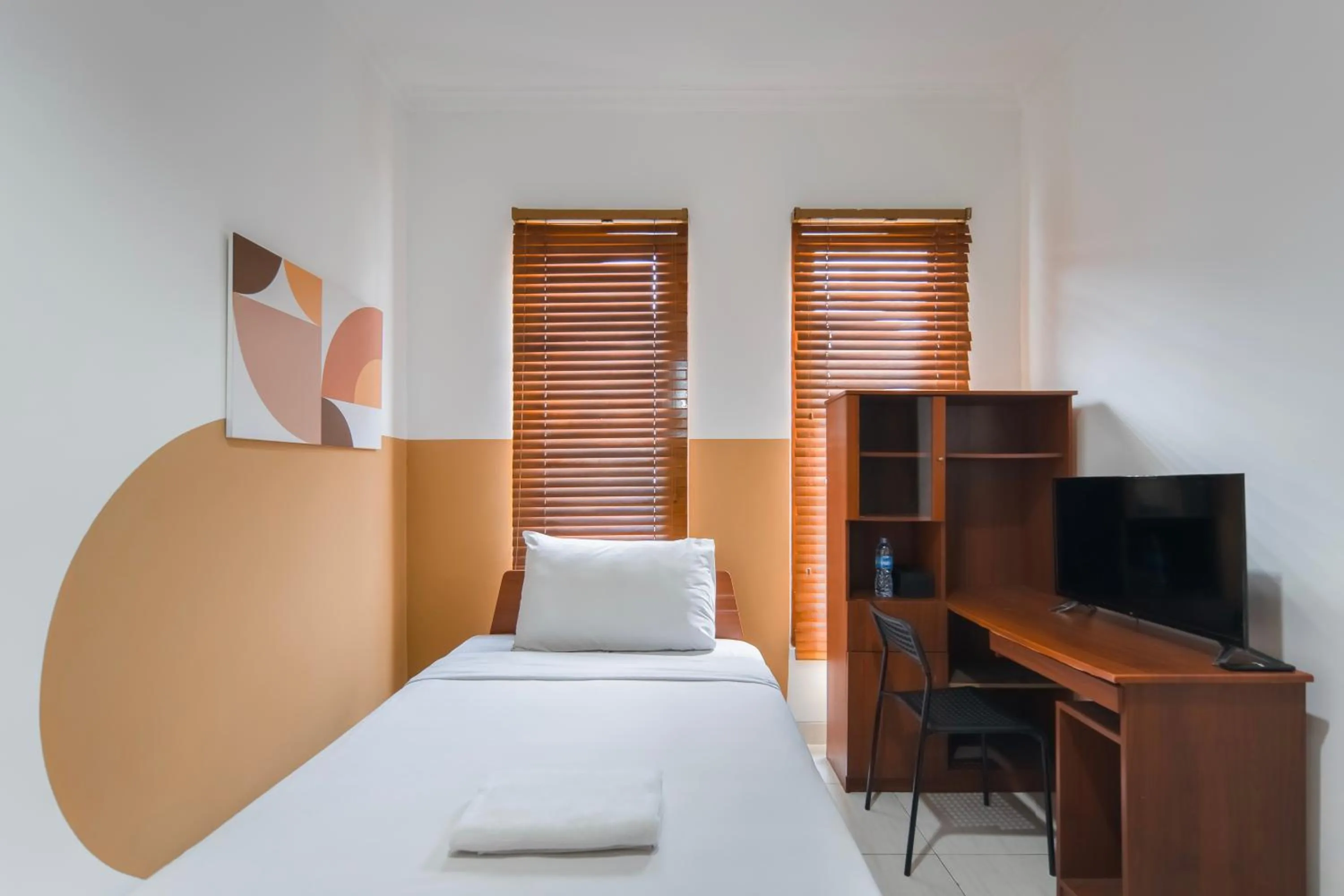 Bedroom, Bed in Cove Melita