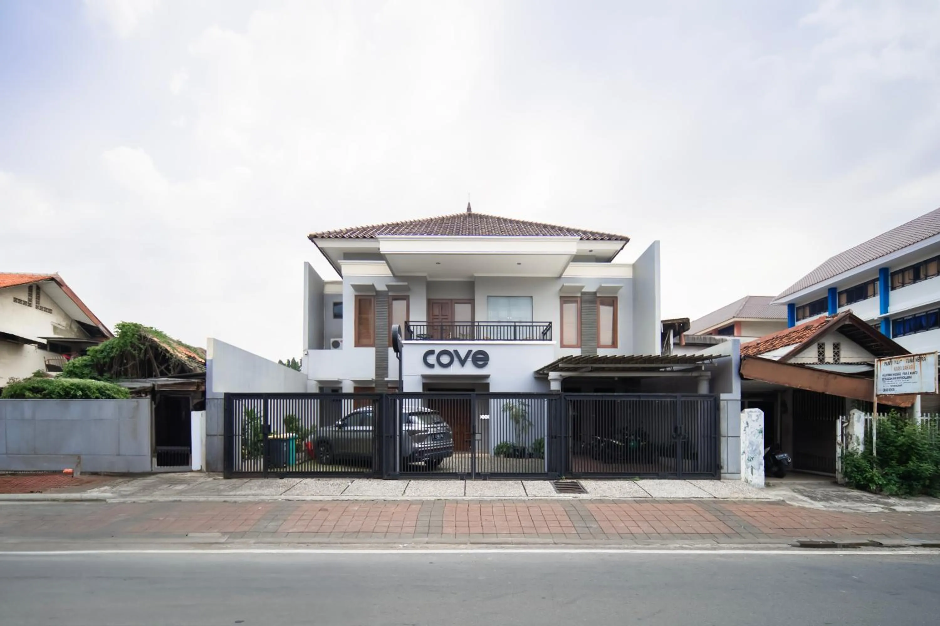 Property building in Cove Melita