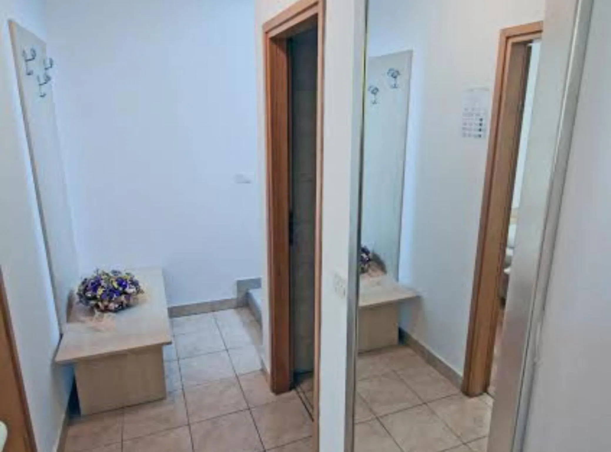 Decorative detail in Beachfront Apartments Tamarix