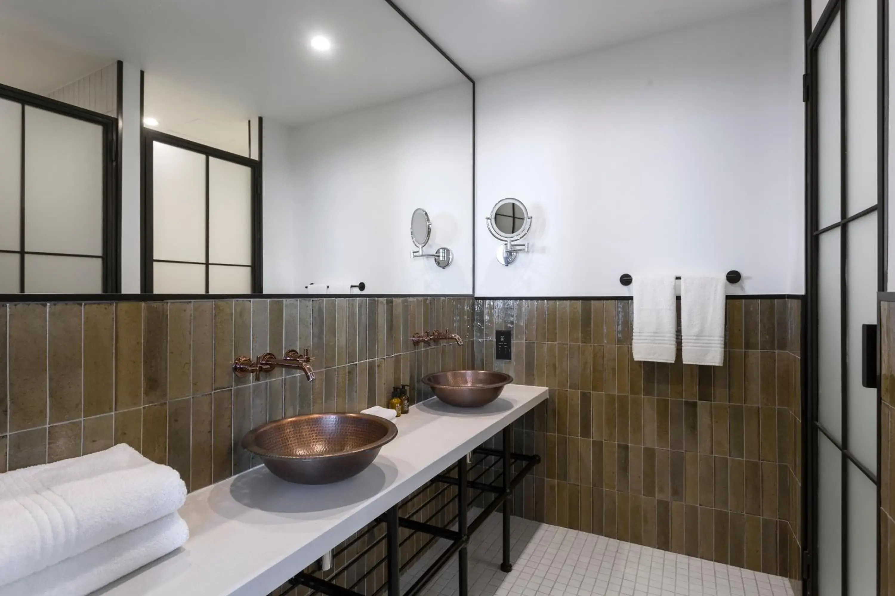 One-Bedroom Suite in BODBE Hotel One-Bedroom Suite in BODBE Hotel