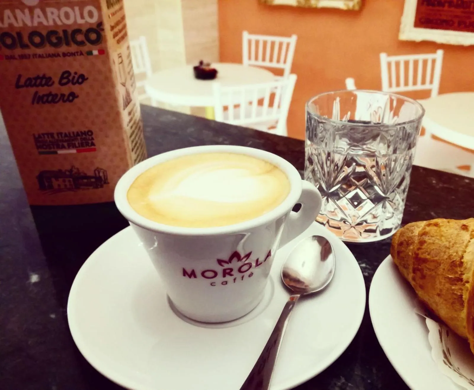 Breakfast in Archetto Bianco