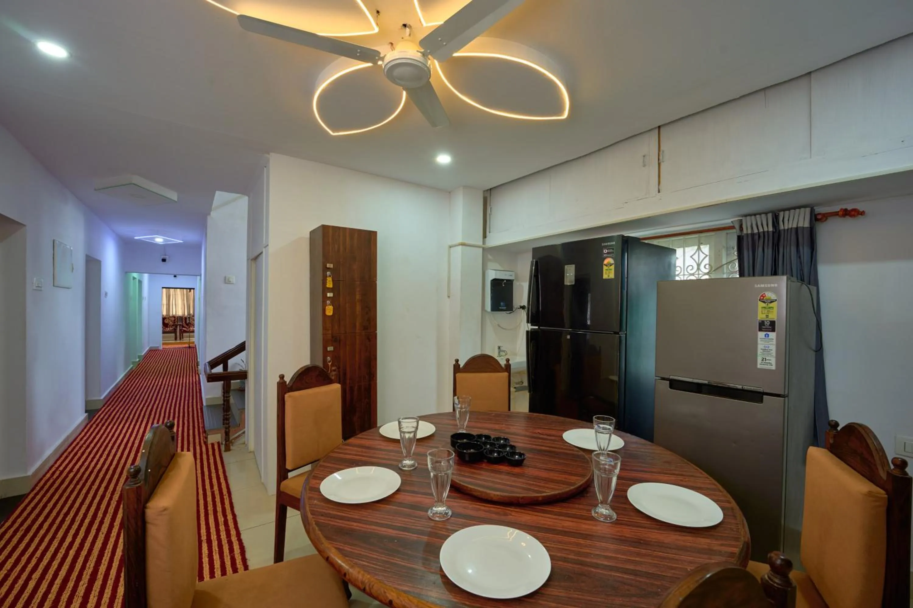 Restaurant/places to eat in Panakal Residency, Fort Kochi