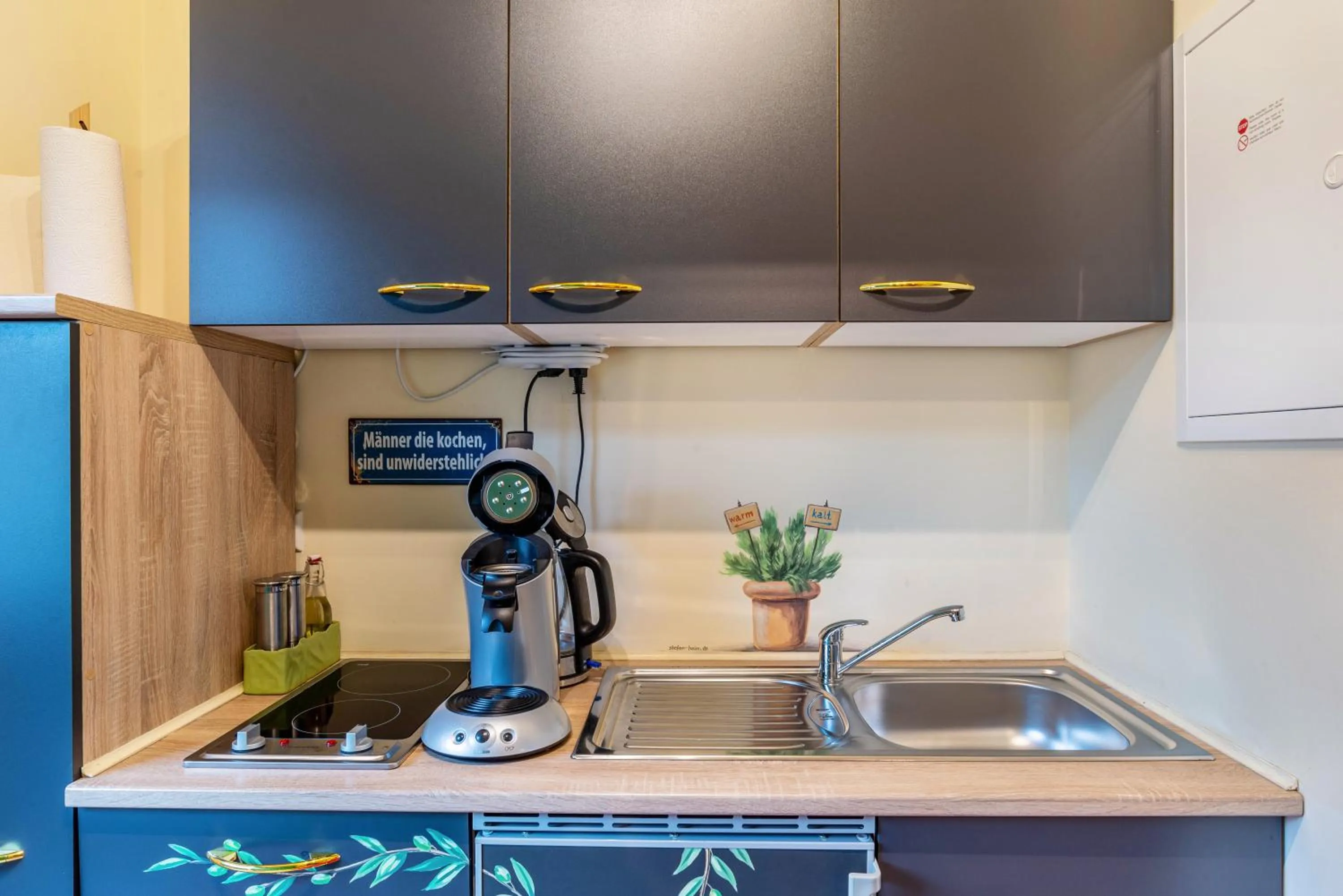 Coffee/tea facilities in SCHUSTERjunge Aparthotel