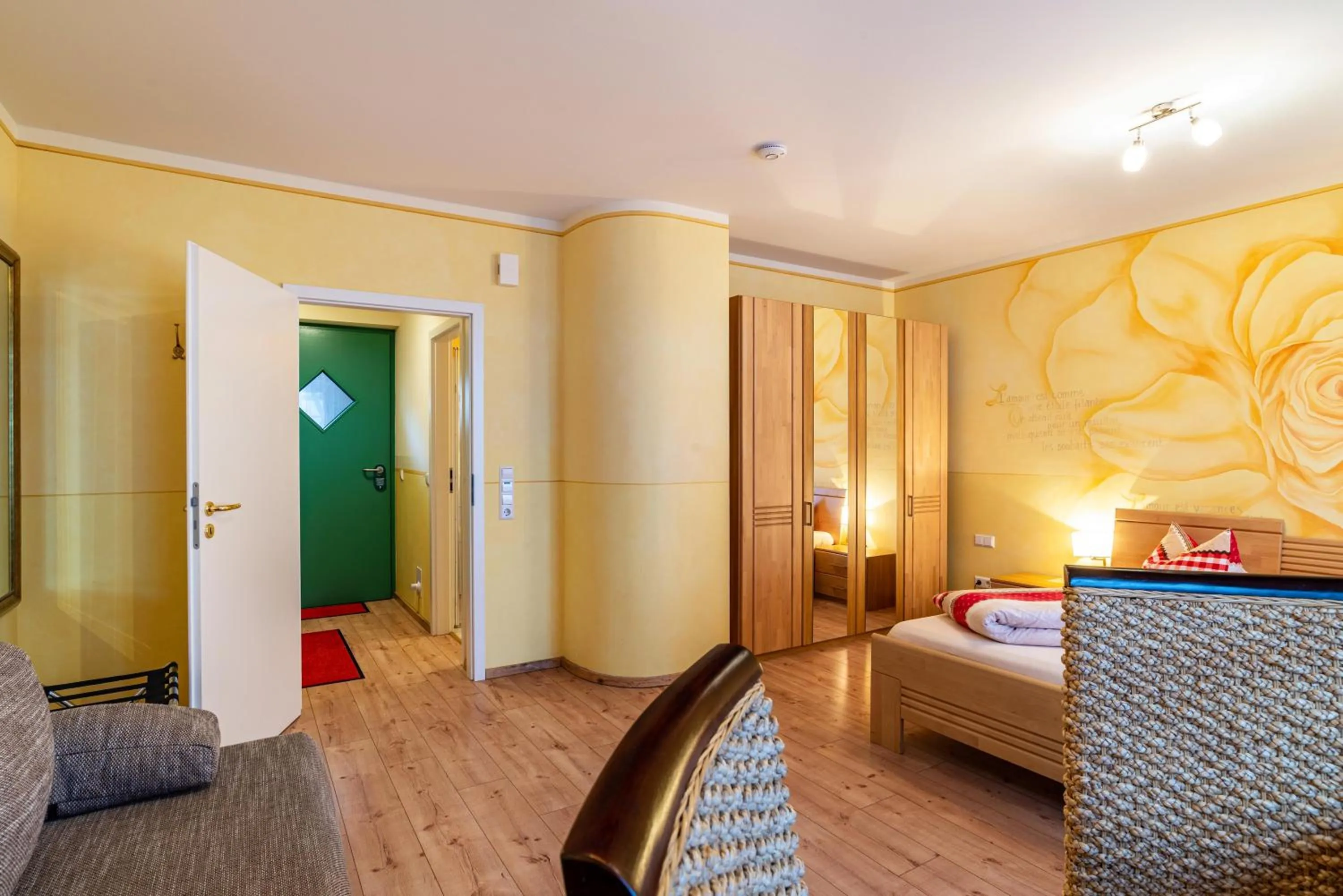 Bed in SCHUSTERjunge Aparthotel