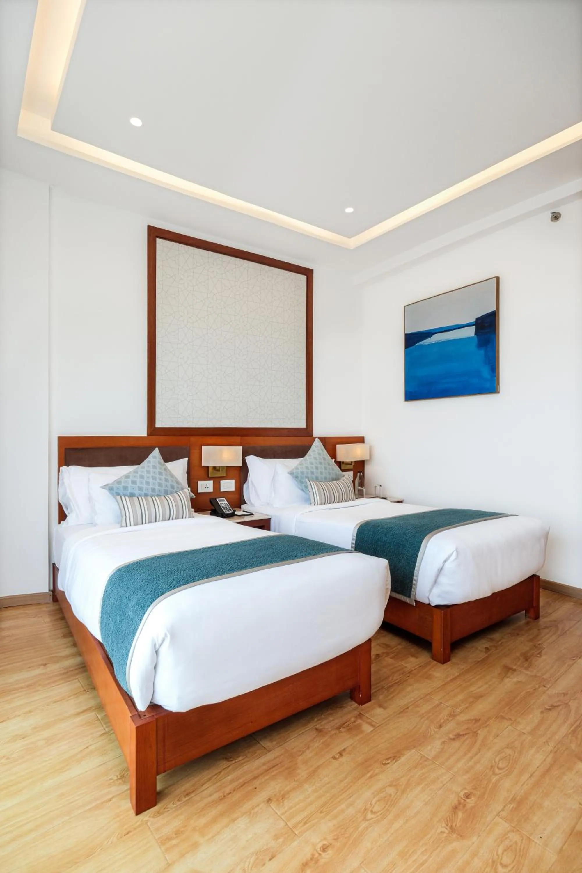 Photo of the whole room, Bed in TIARA by MPS