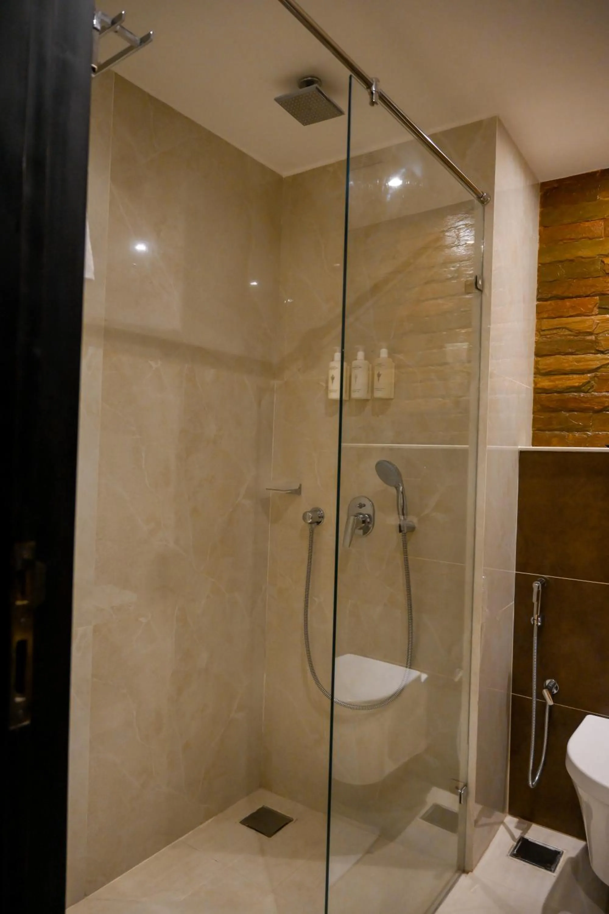 Bathroom in TIARA by MPS