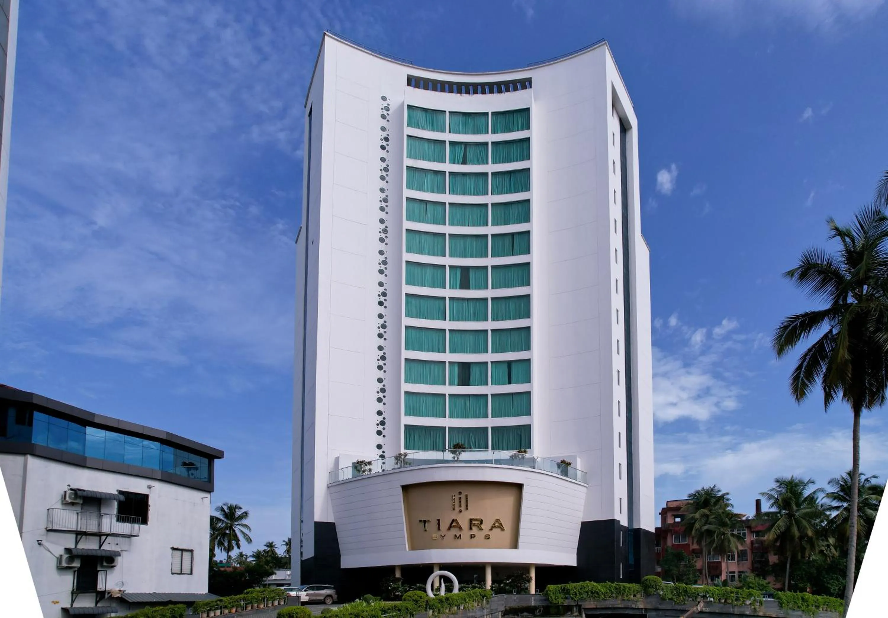 Facade/entrance in TIARA by MPS