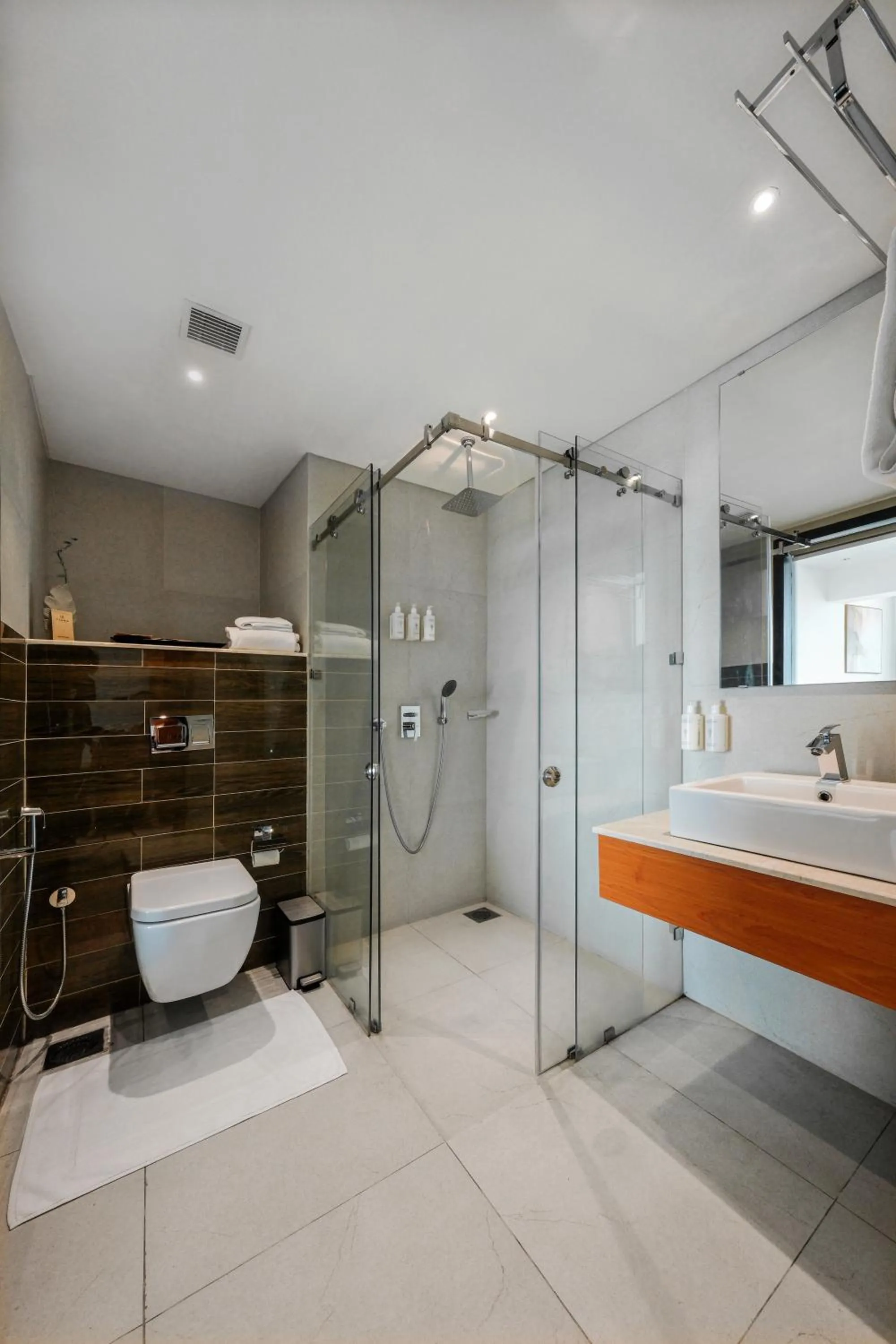 Bathroom in TIARA by MPS