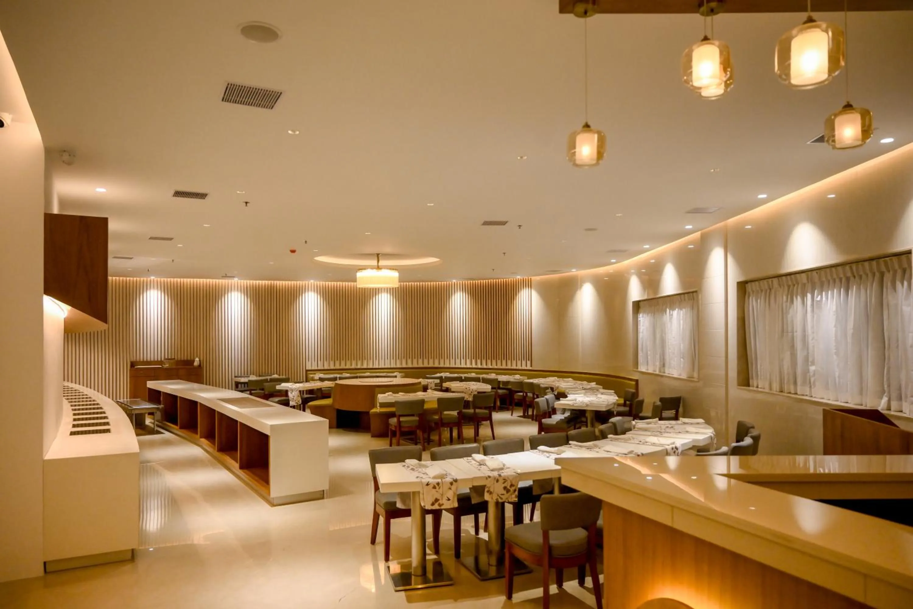 Restaurant/places to eat in TIARA by MPS