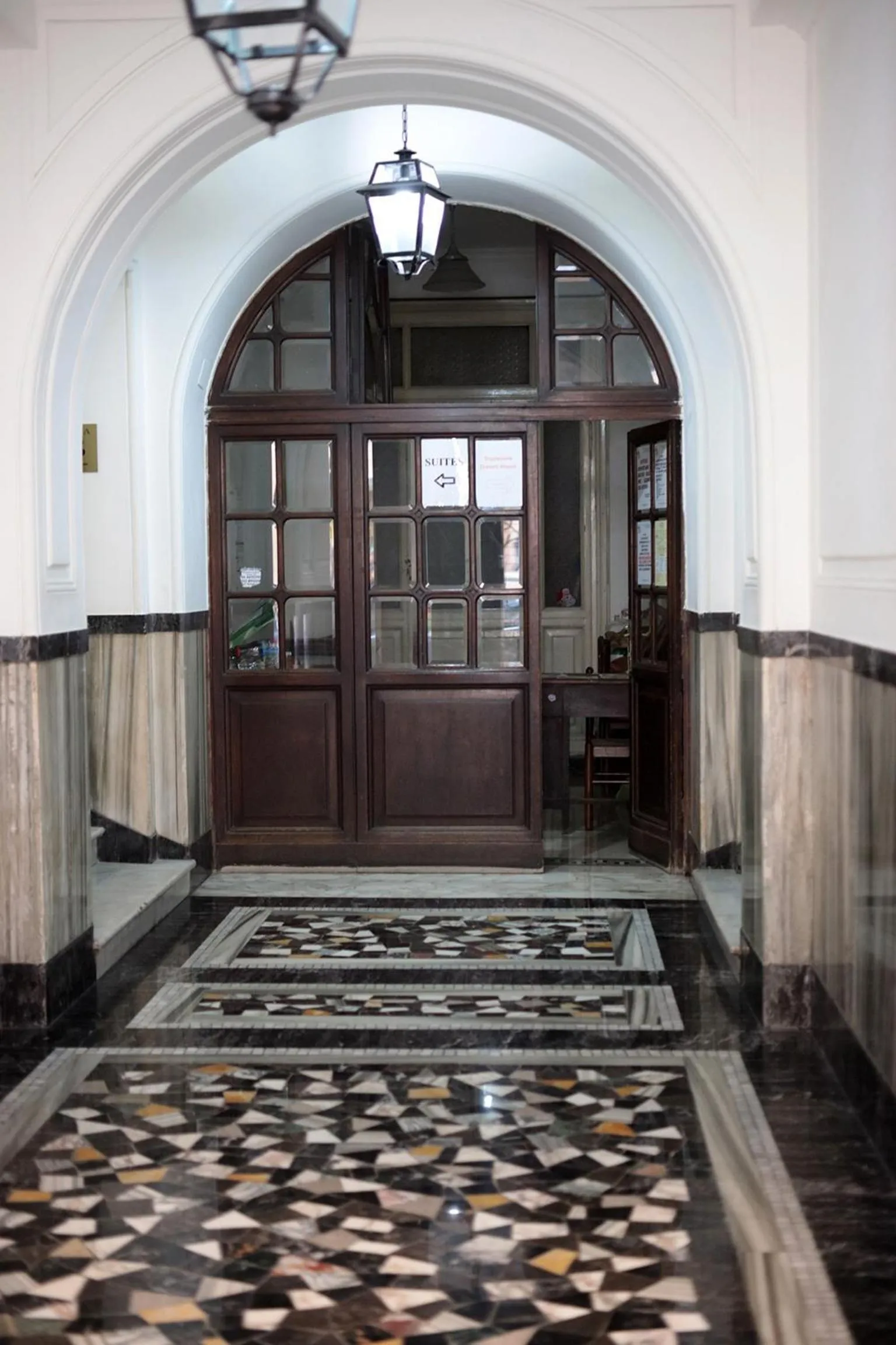 Decorative detail in Trastevere Dream House