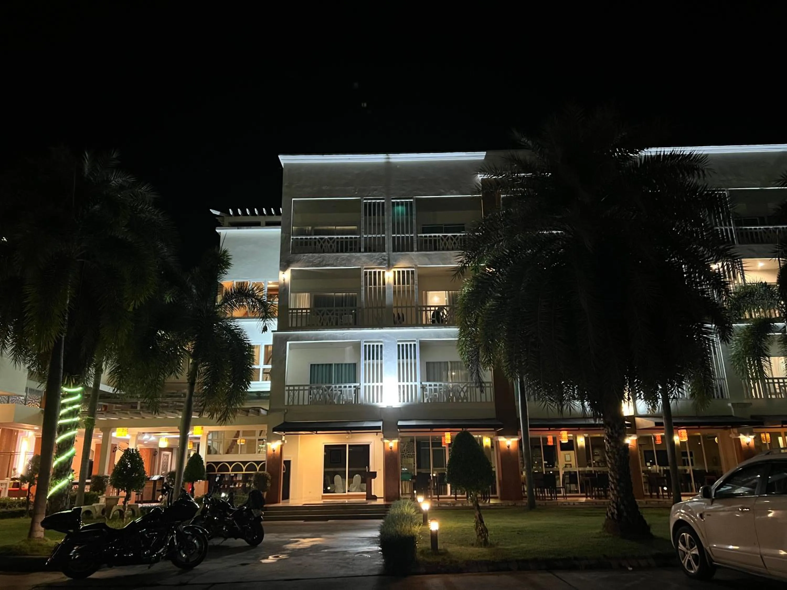 Krabi Front Bay Resort