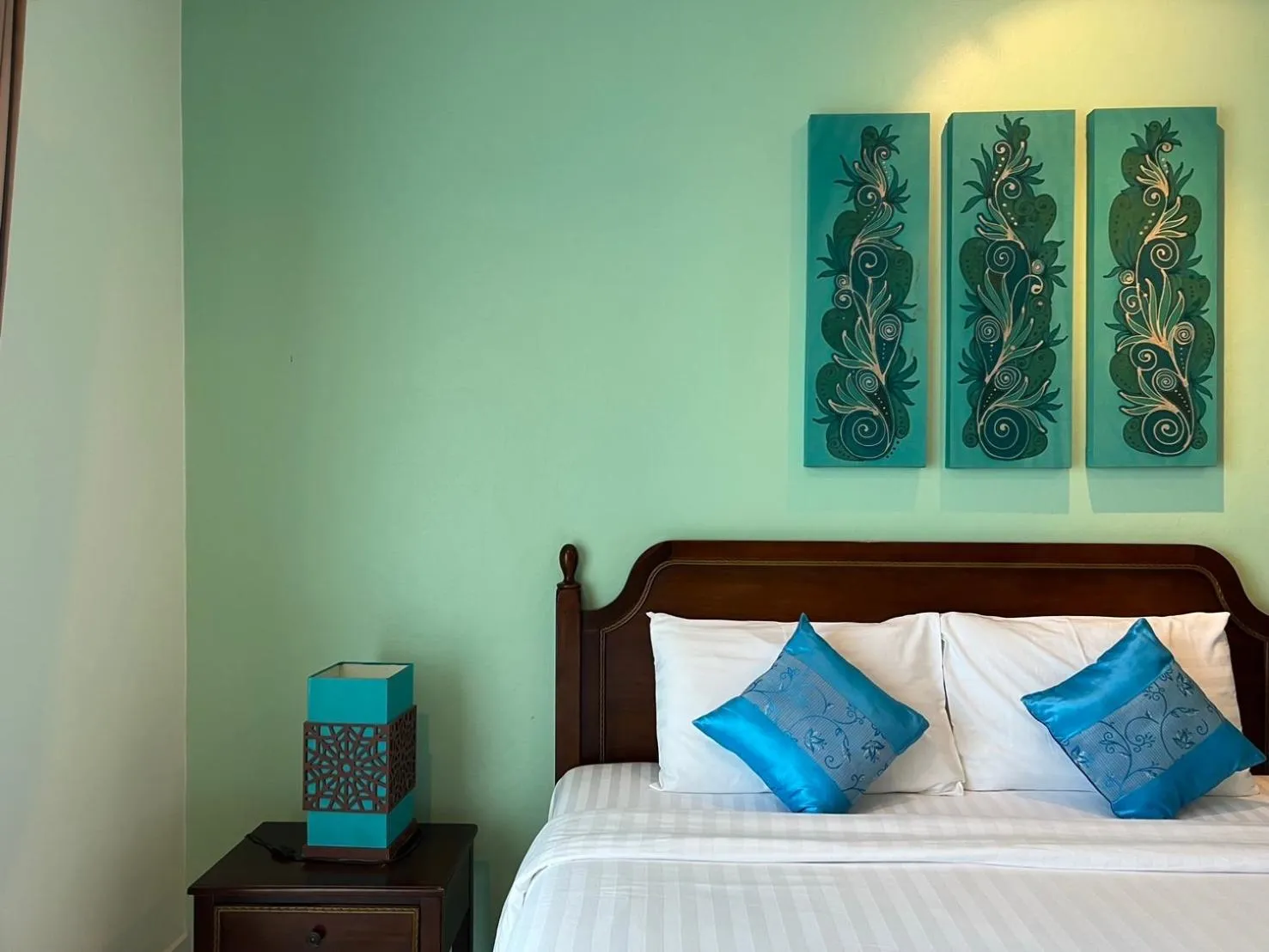 Bed in Krabi Front Bay Resort