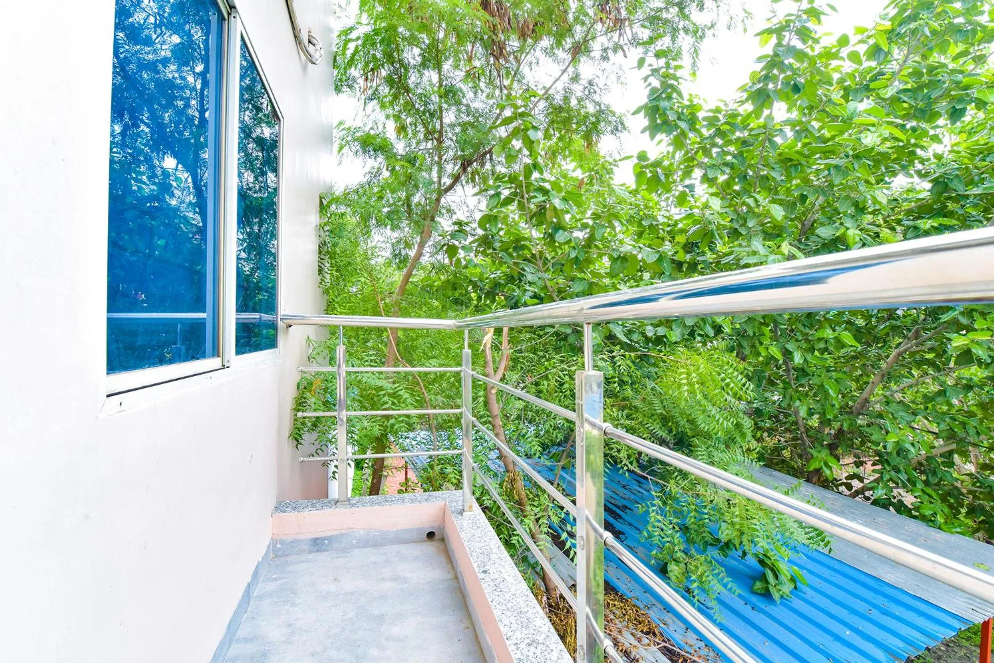 Balcony/Terrace in FabHotel Grand Embassy