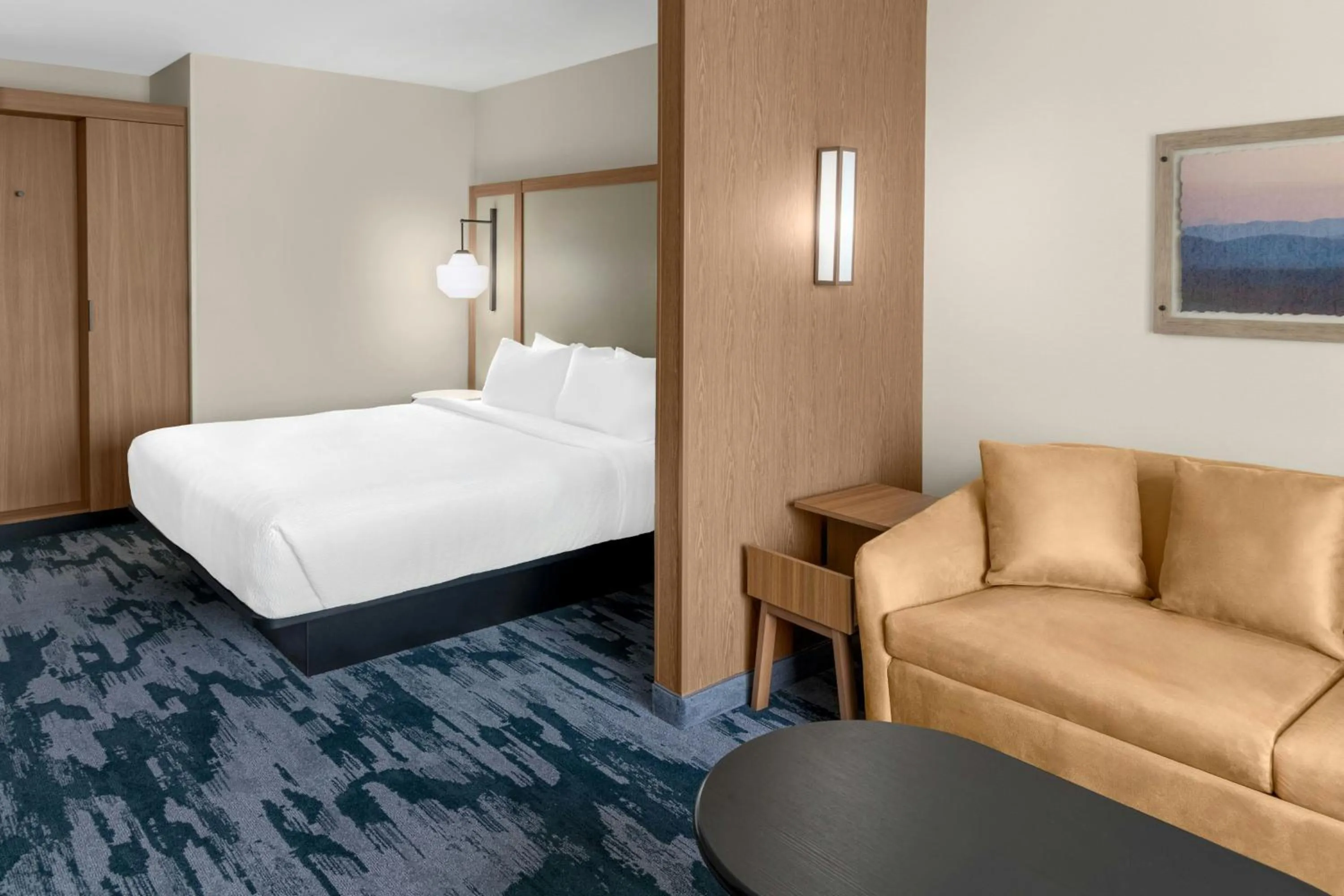 Photo of the whole room, Bed in Fairfield by Marriott Inn & Suites Norwalk
