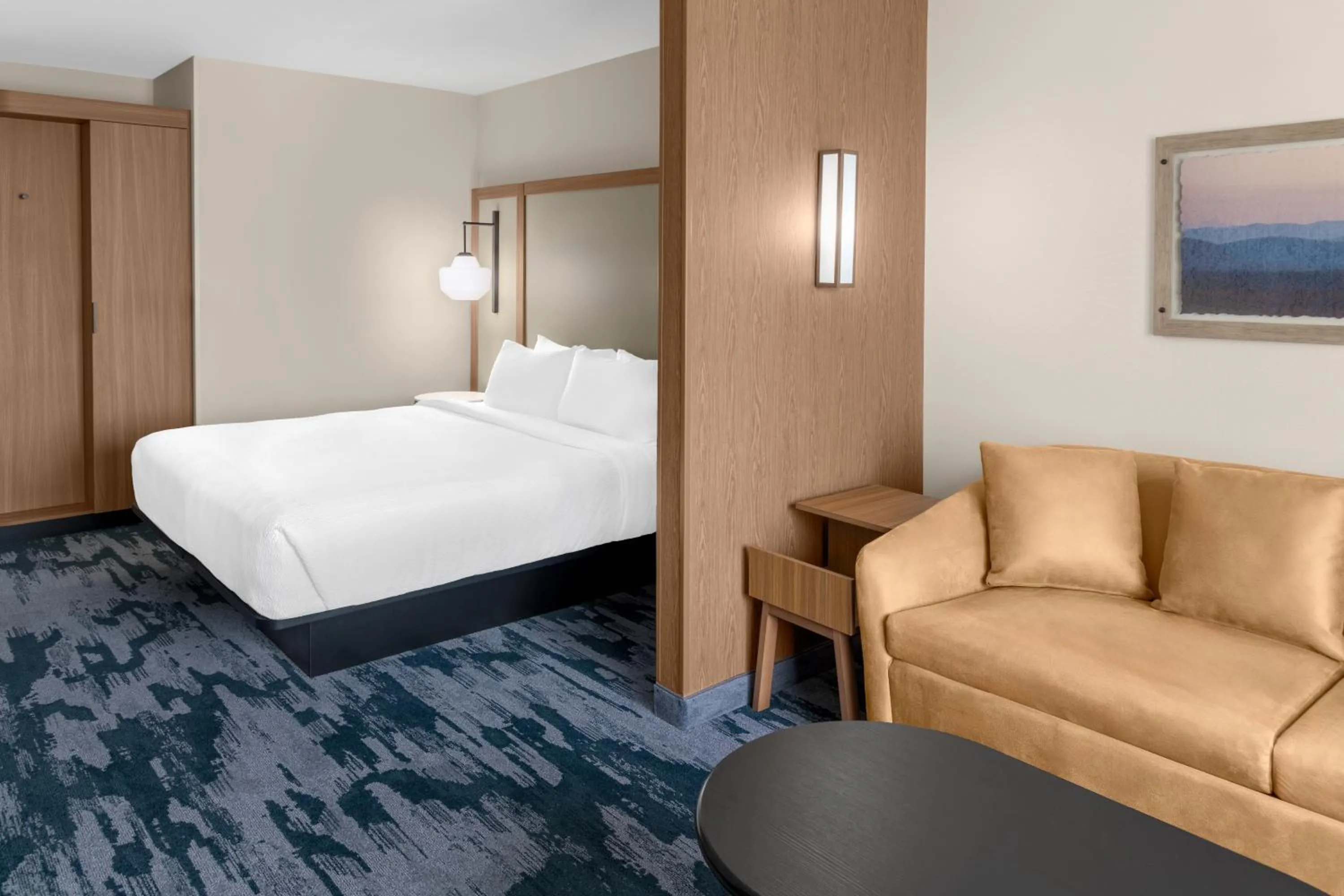 Bed in Fairfield by Marriott Inn & Suites Norwalk