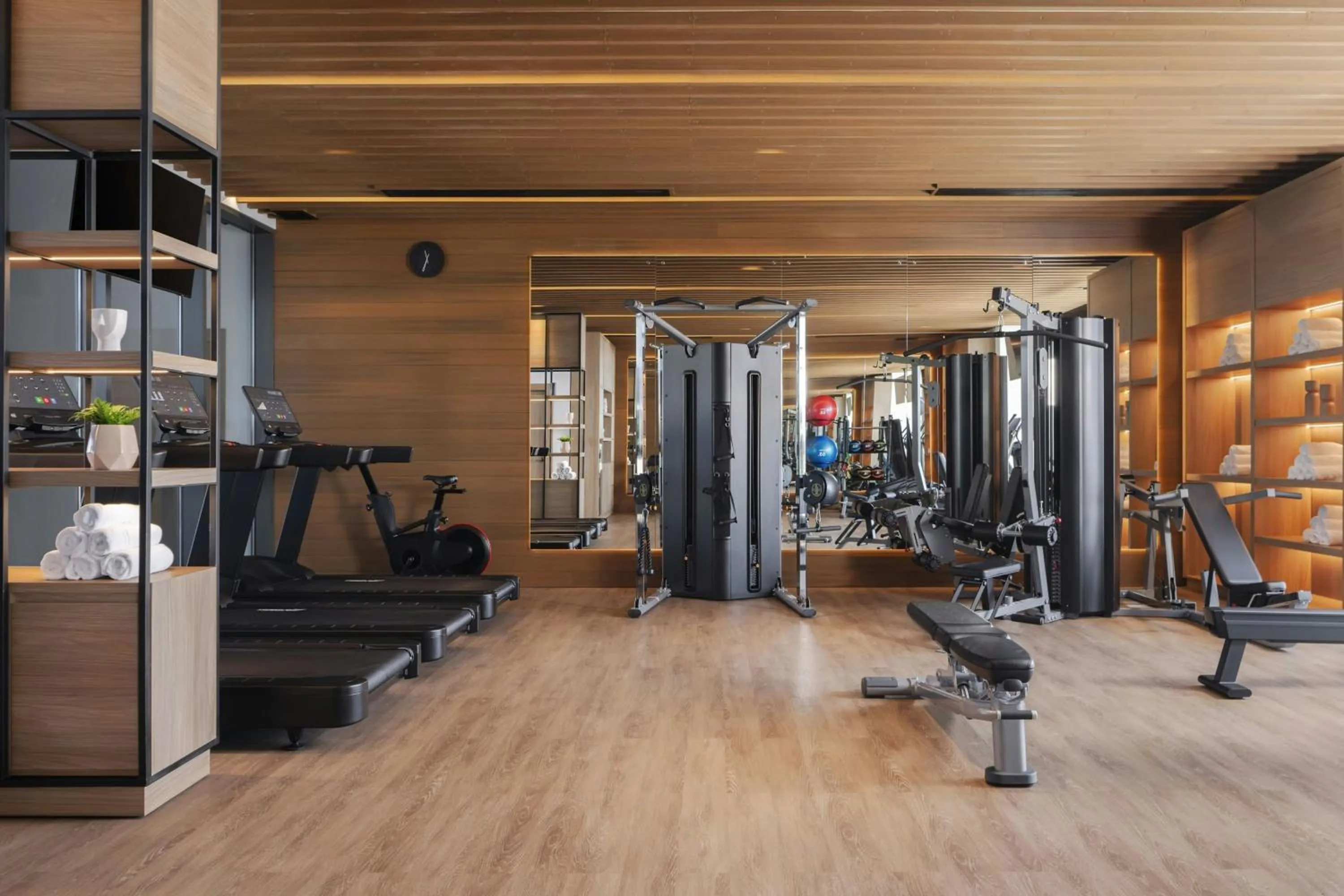 Fitness centre/facilities in AC Hotel by Marriott Santiago de los Caballeros