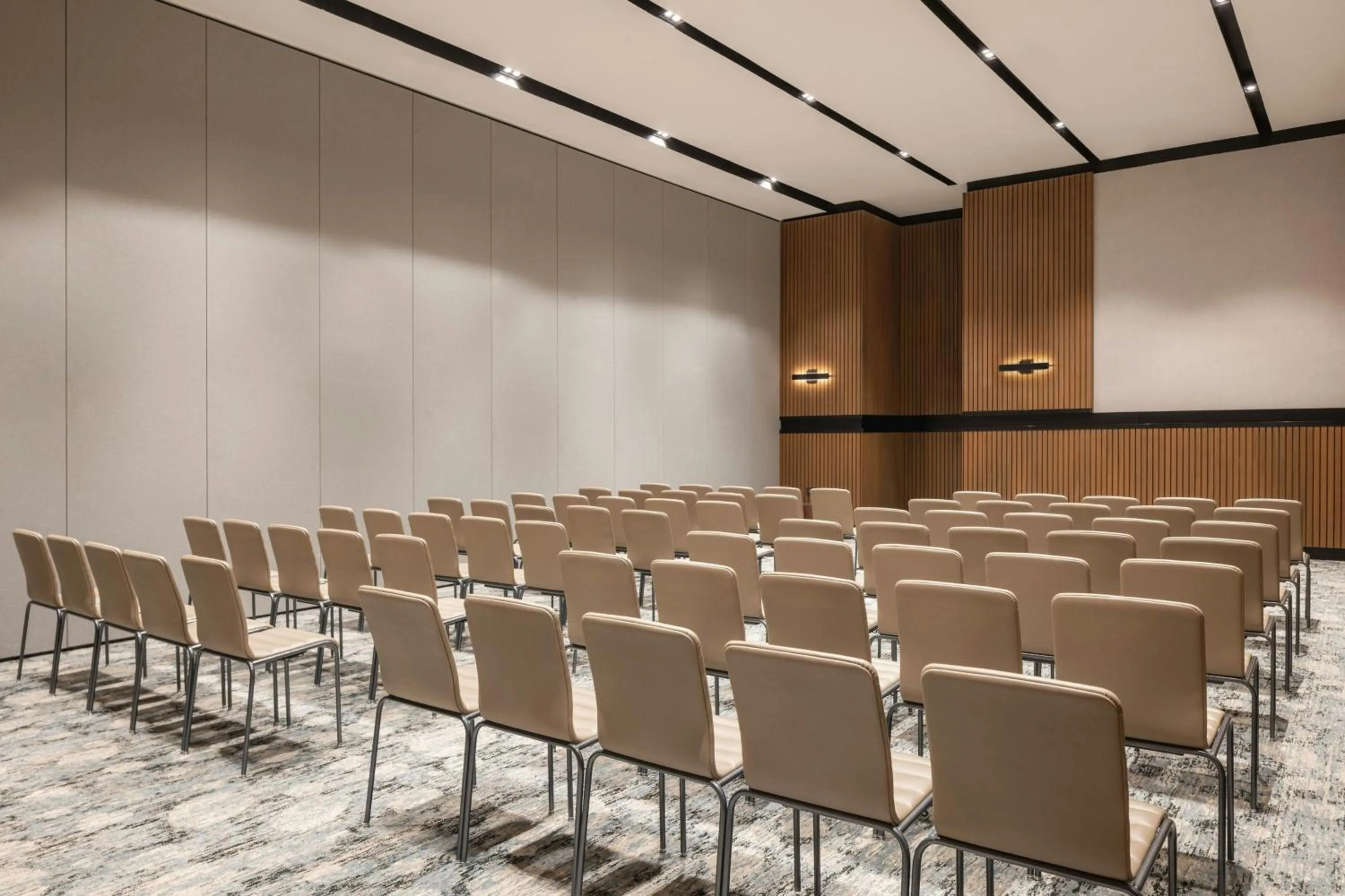 Meeting/conference room in AC Hotel by Marriott Santiago de los Caballeros
