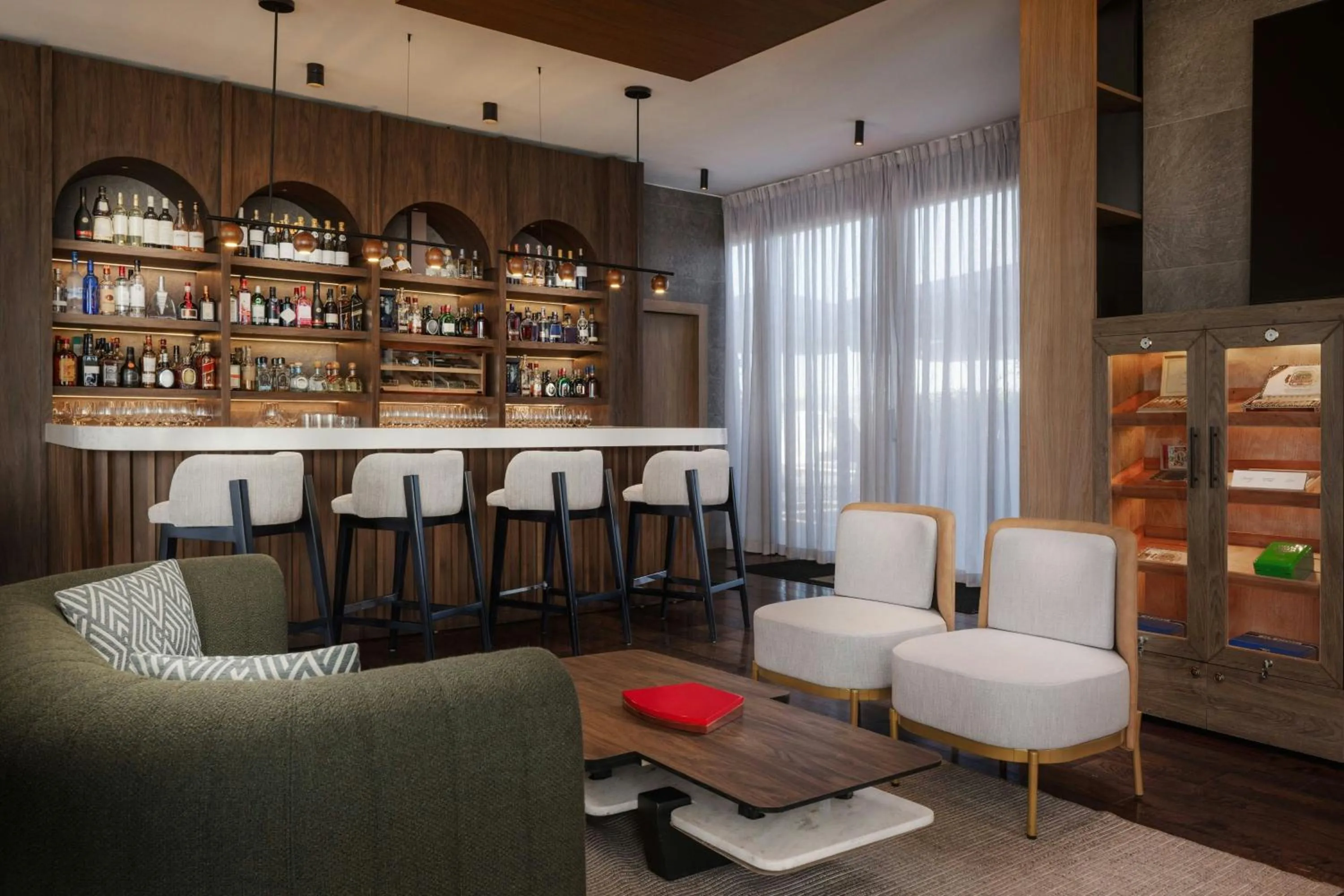 Restaurant/places to eat in AC Hotel by Marriott Santiago de los Caballeros