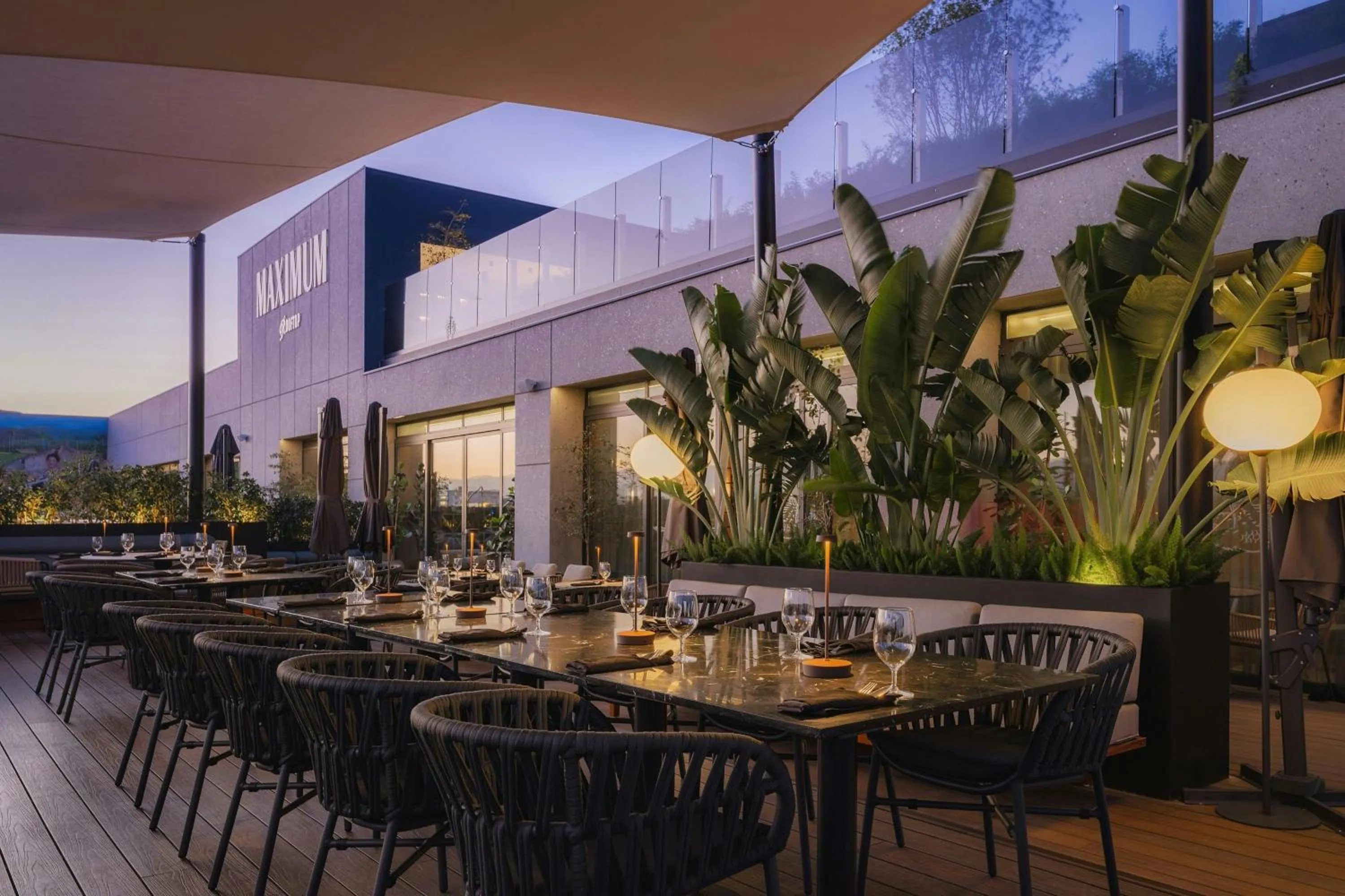 Restaurant/places to eat in AC Hotel by Marriott Santiago de los Caballeros