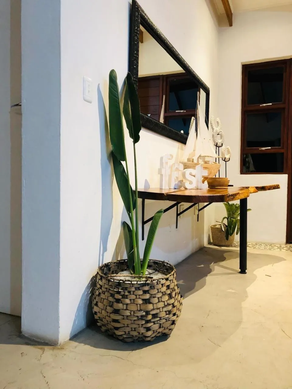 Facade/entrance in Sand River Guest House