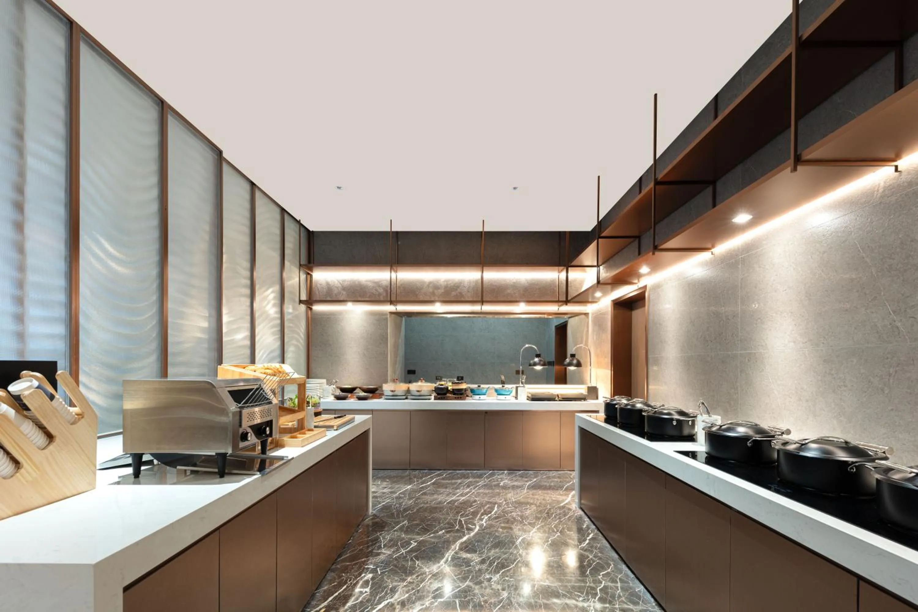 Restaurant/places to eat in Atour X Hotel Shanghai Songjiang Ronglei East Road