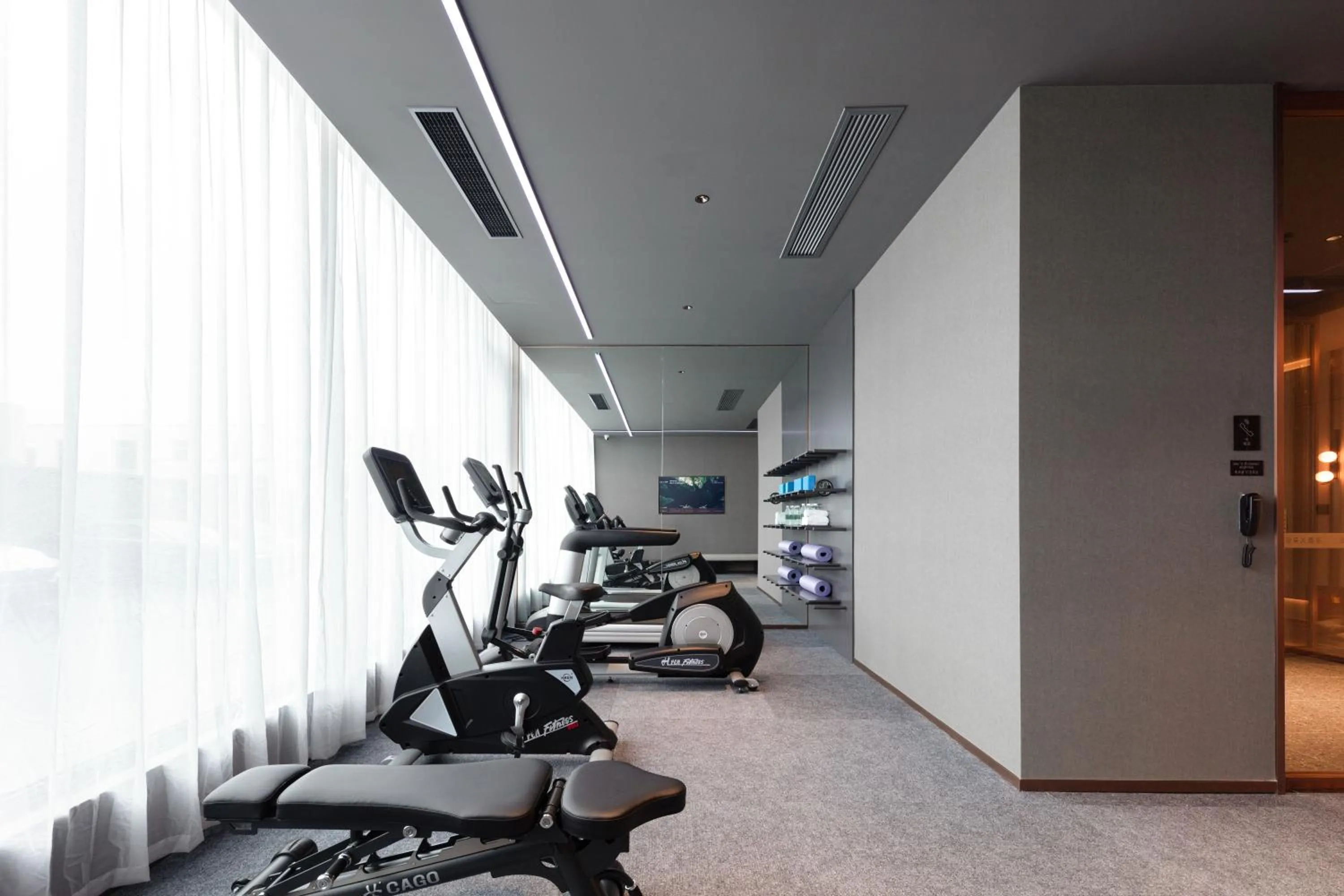 Fitness centre/facilities in Atour X Hotel Shanghai Songjiang Ronglei East Road