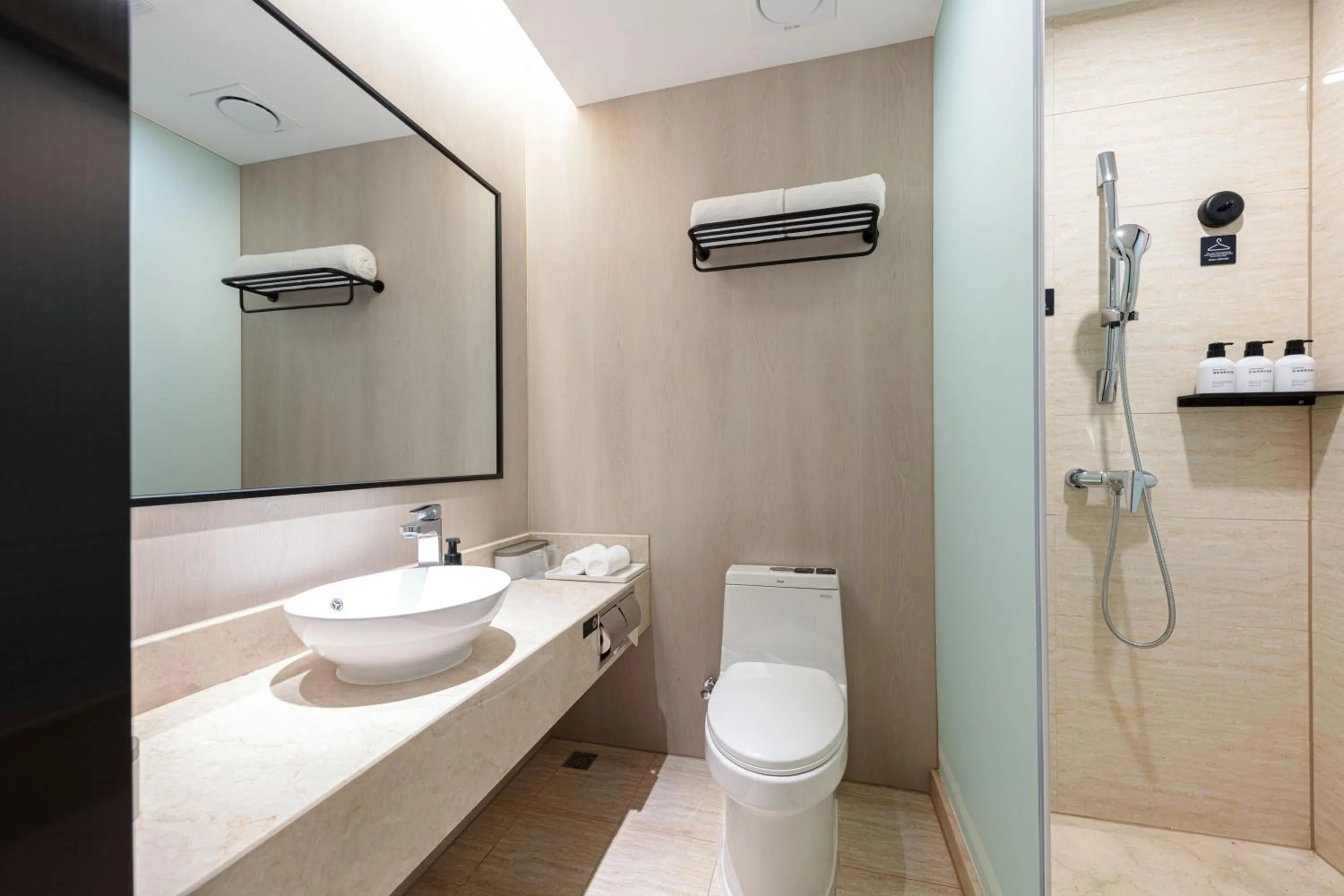 Atour X Hotel Shanghai Songjiang Ronglei East Road