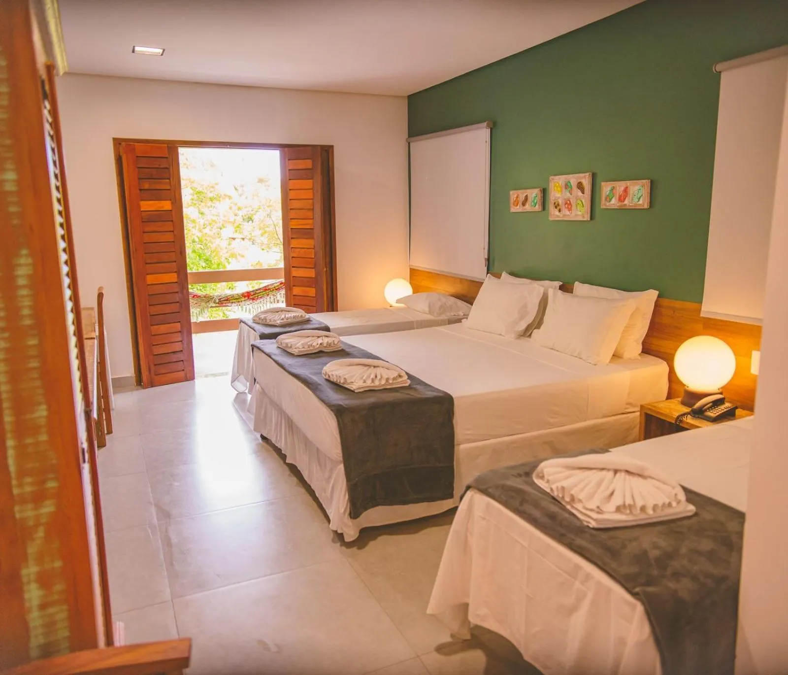 Bed in Angá Beach Hotel