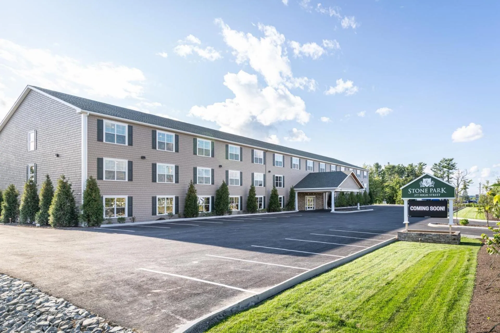 Property building in Stone Park Ellsworth-Bar Harbor