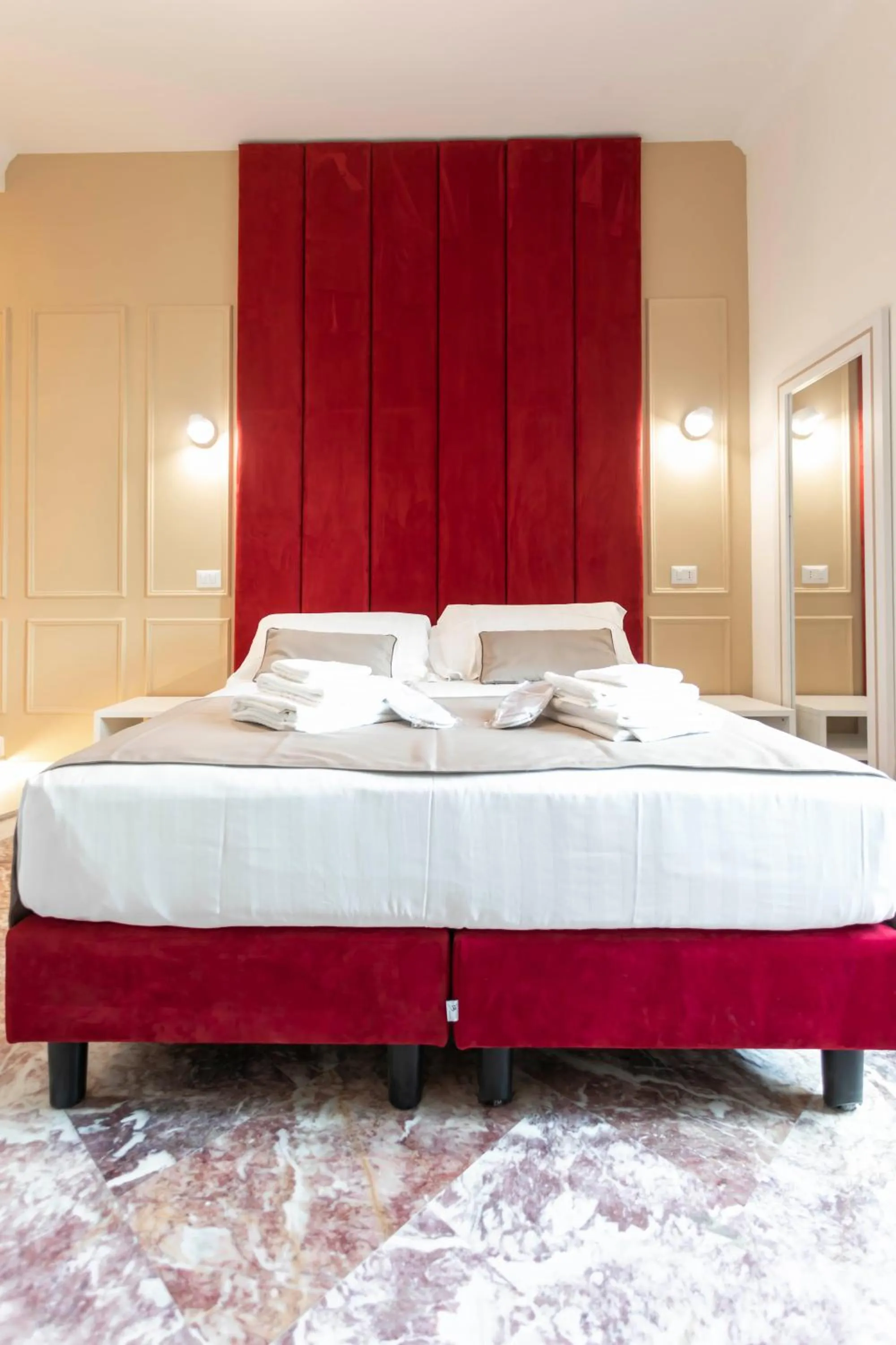 Bed in Flat 285 La Suite