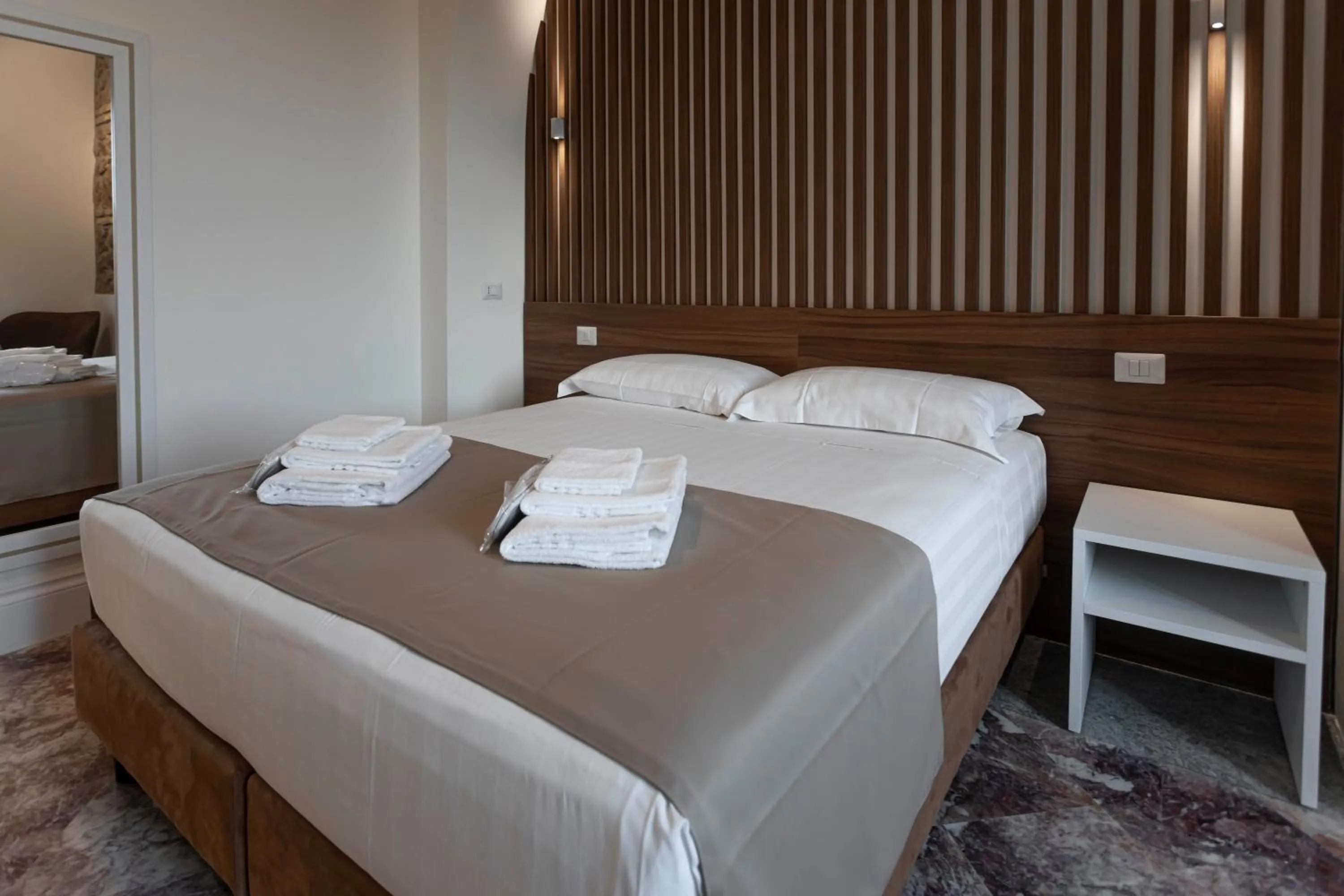 Bed in Flat 285 La Suite