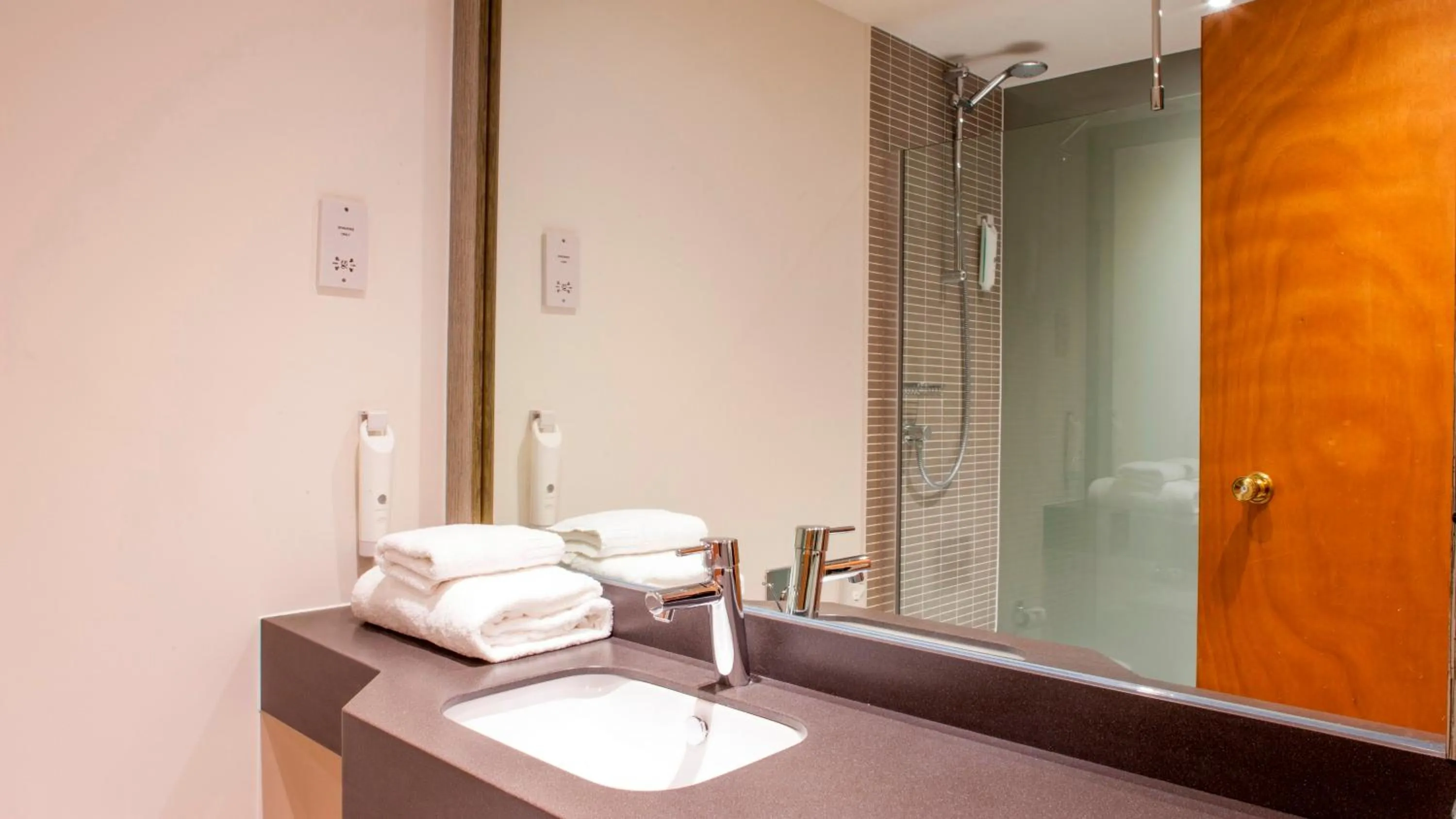 Bathroom in Holiday Inn Rotherham-Sheffield M1,Jct.33 by IHG