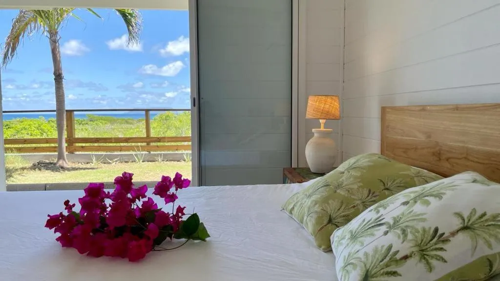 Bedroom, Bed in Villa Tarare