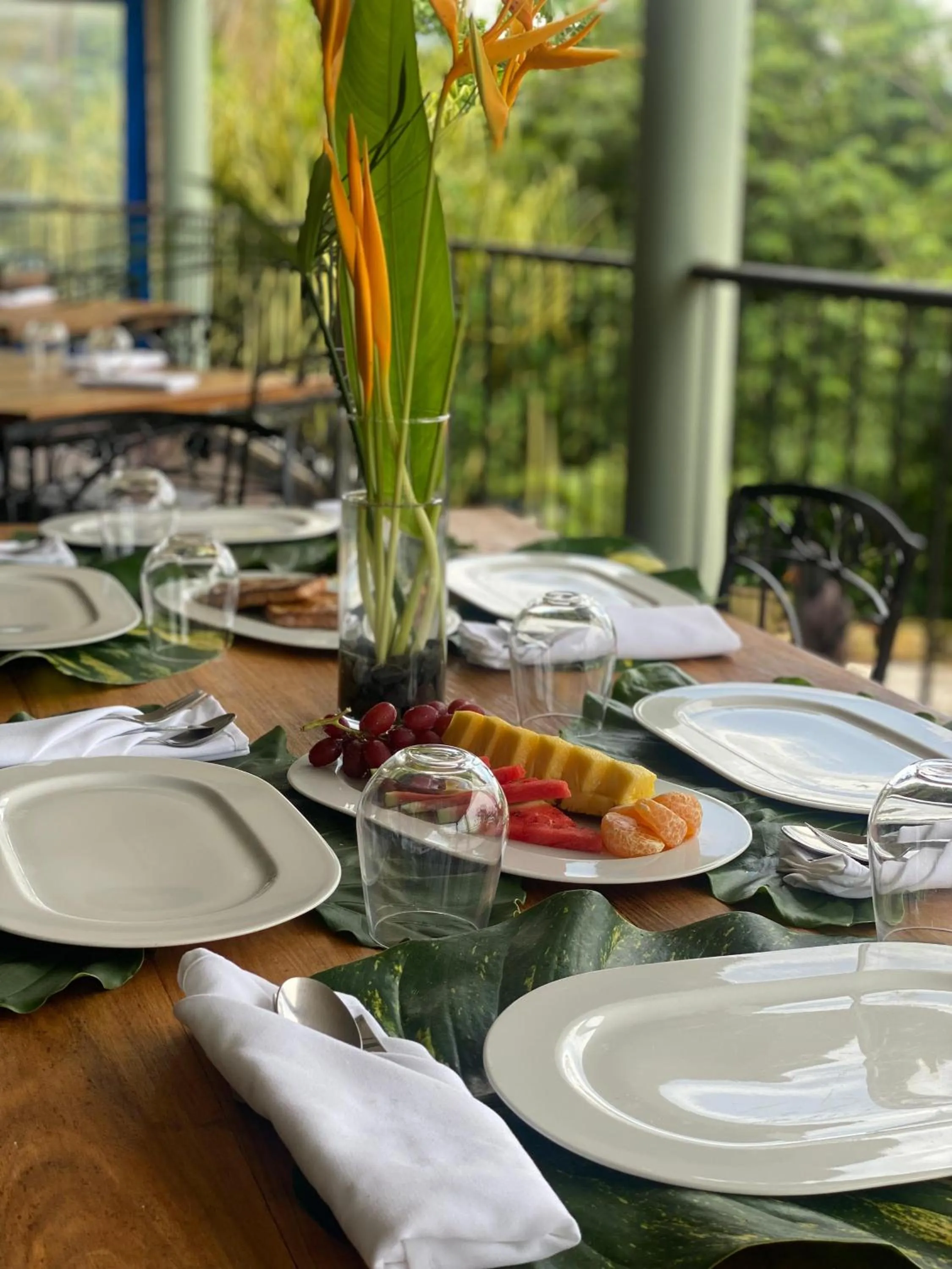 Restaurant/places to eat in LF Jungle Retreat