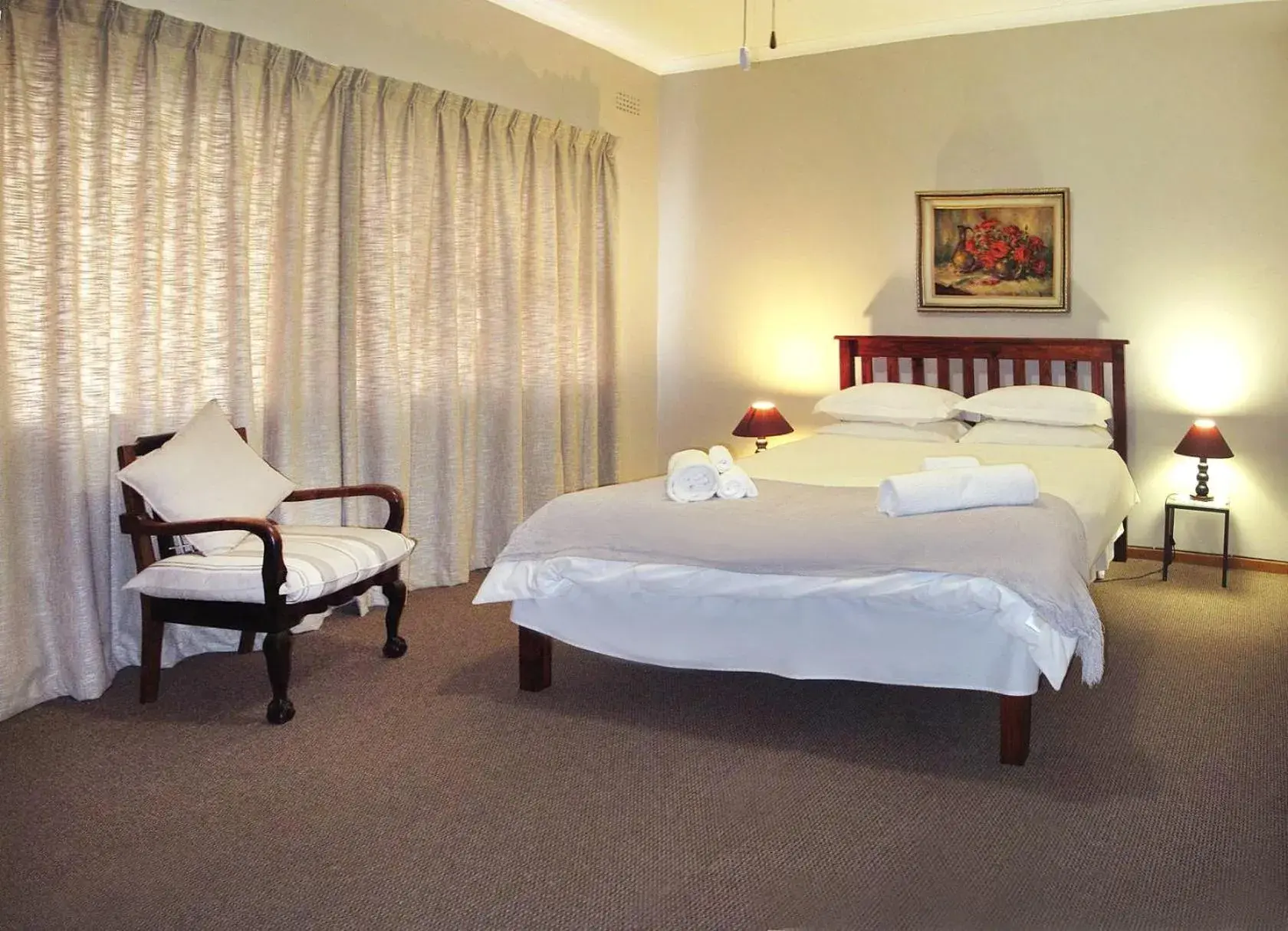 Family Room with Shared Bathroom in Sandy's Place Family Room with Shared Bathroom in Sandy's Place