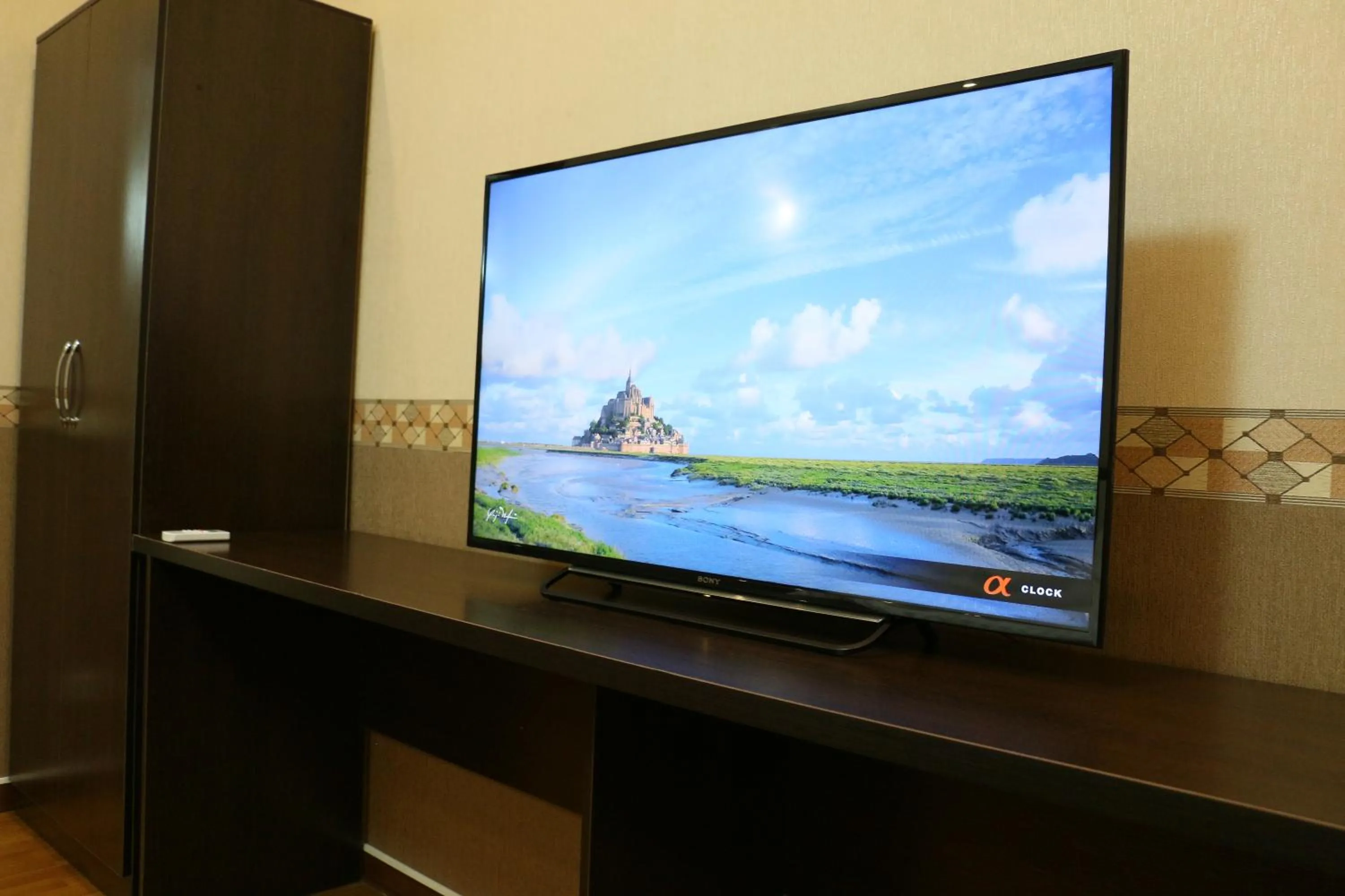 TV and multimedia in Apart Hotel 5