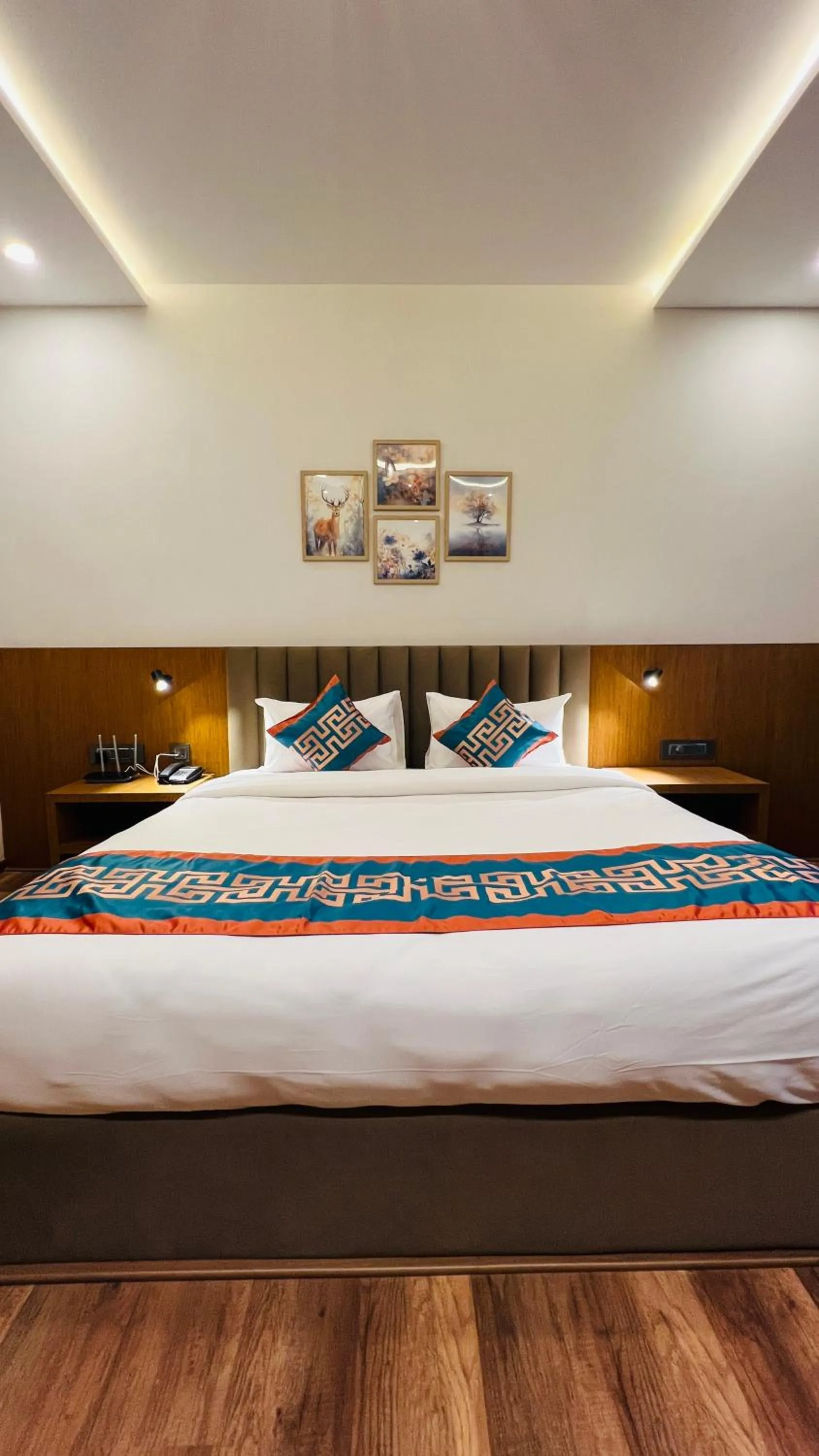 Bed in Hotel Aashraya