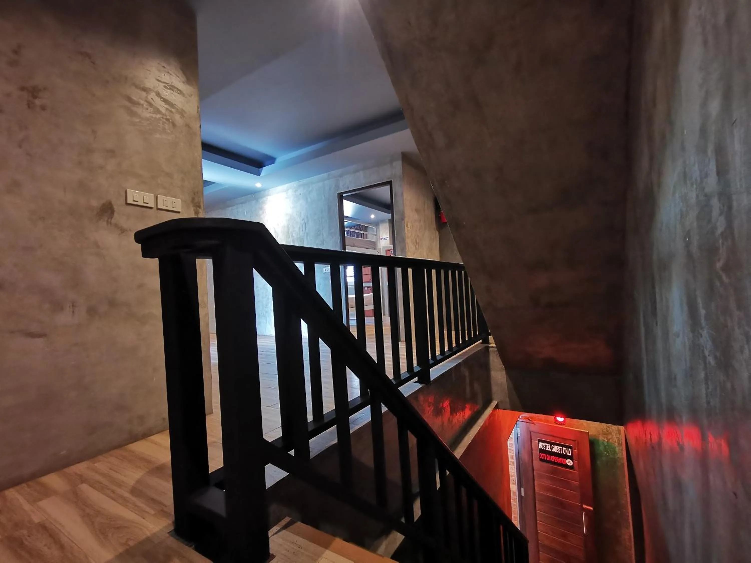 Area and facilities in Hi Samui Hostel