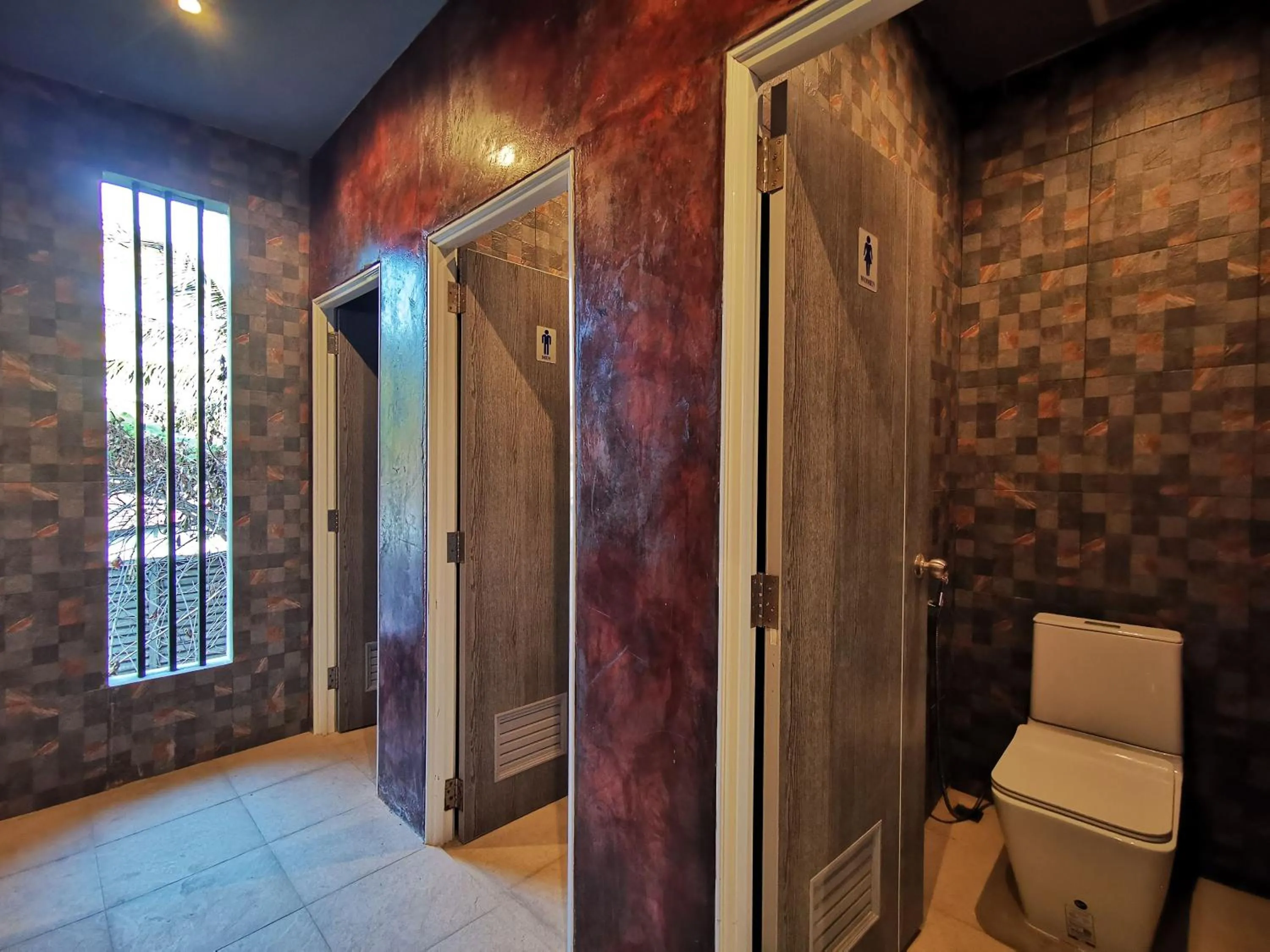 Bathroom in Hi Samui Hostel