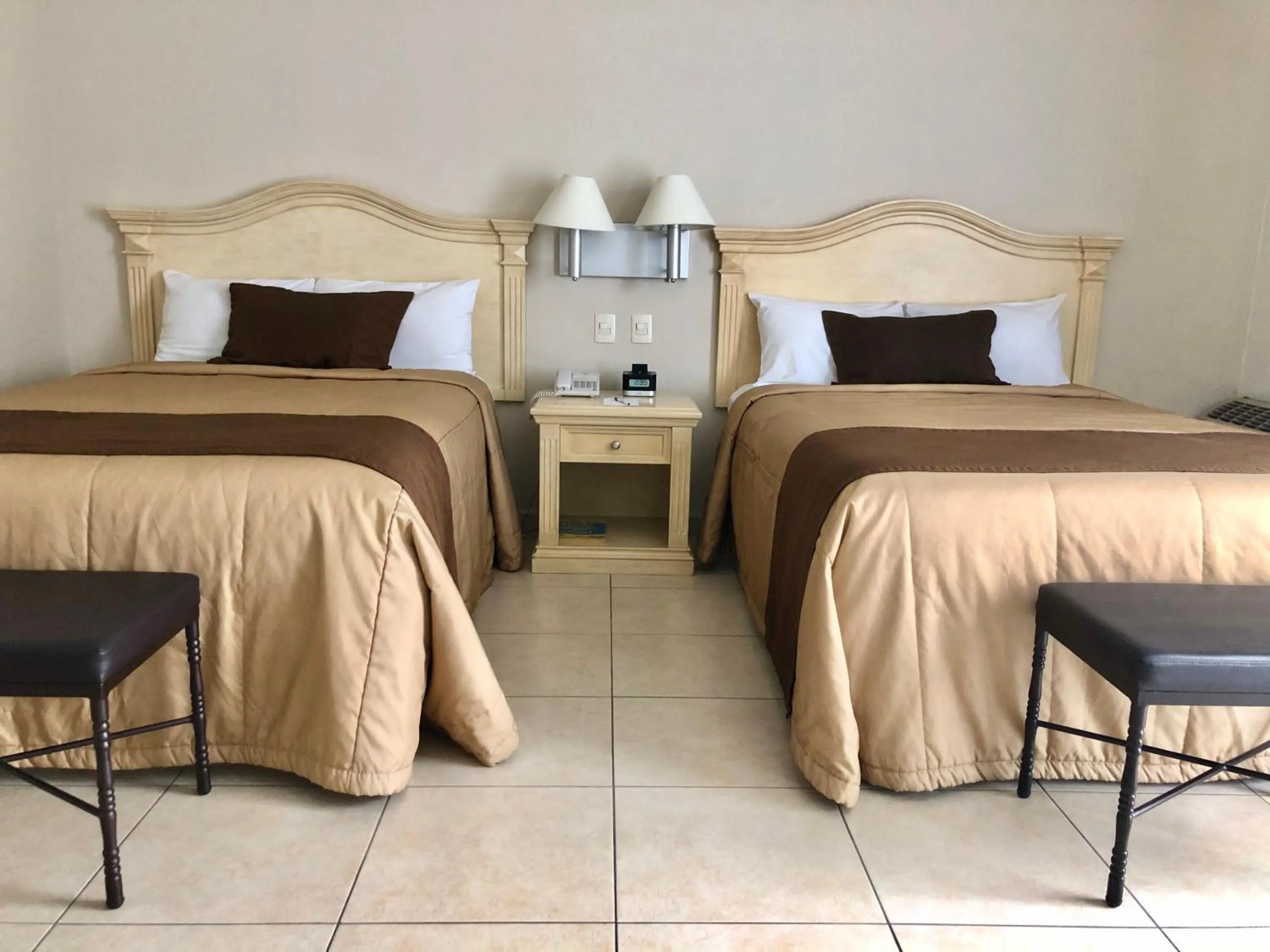 Bedroom, Bed in Hotel Real de Minas Bajio