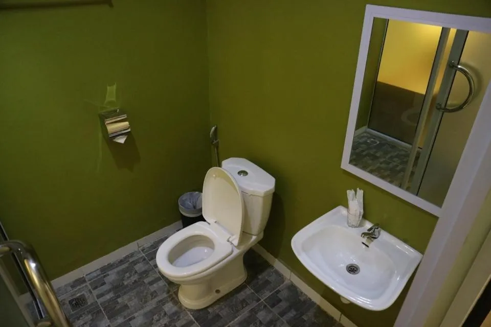 Shower in Baloi View Apartment