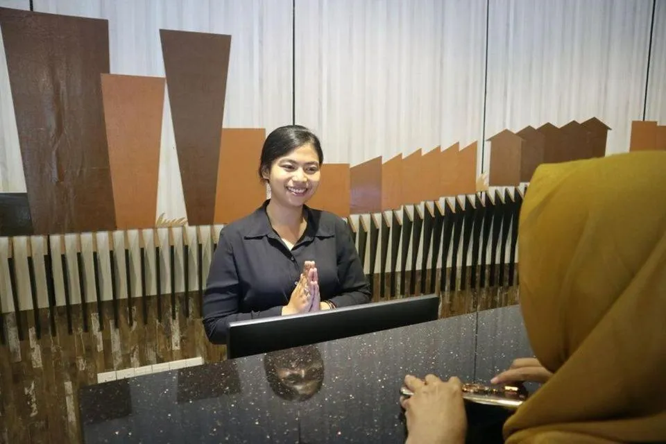 People in Baloi View Apartment