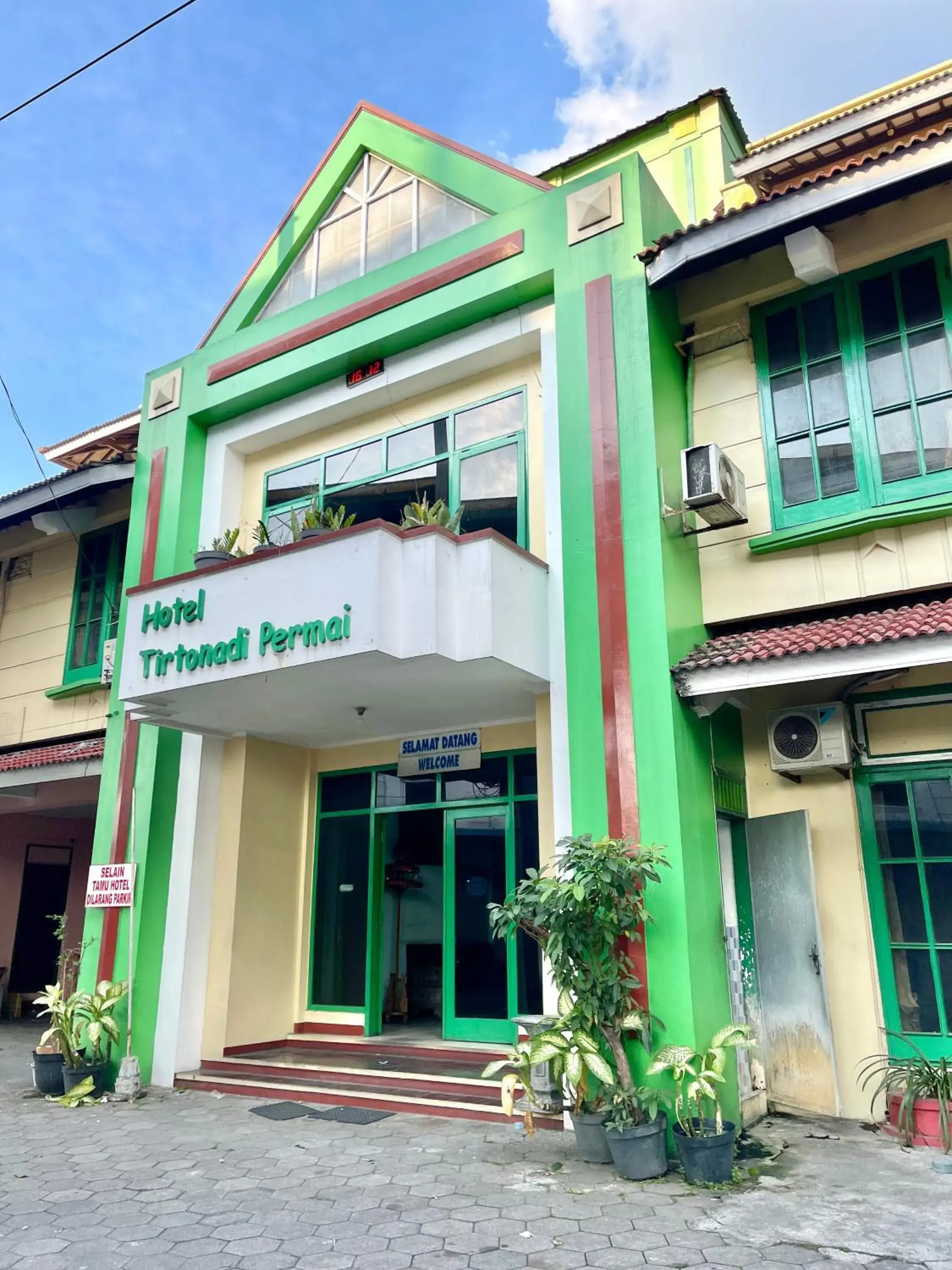 Hotel Tirtonadi Permai Hotel Tirtonadi Permai