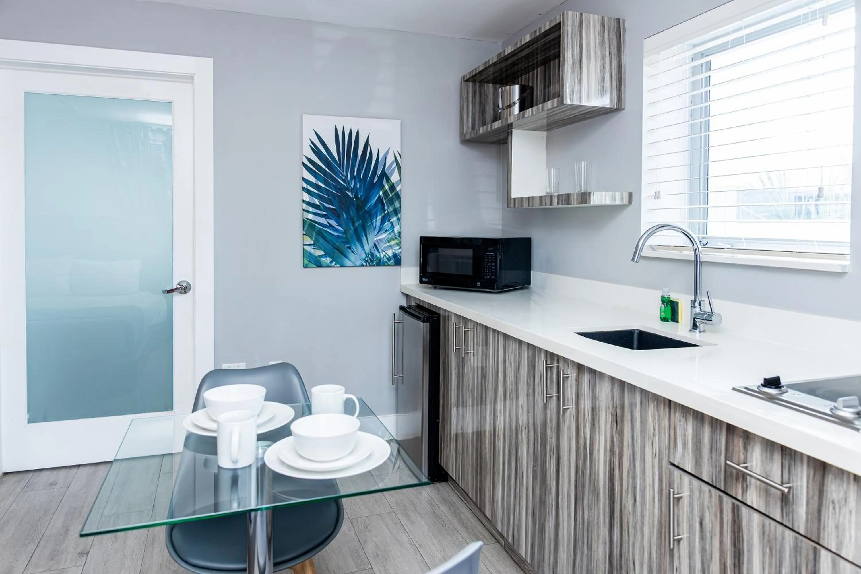 Kitchen or kitchenette in Beachside All Suites Hotel