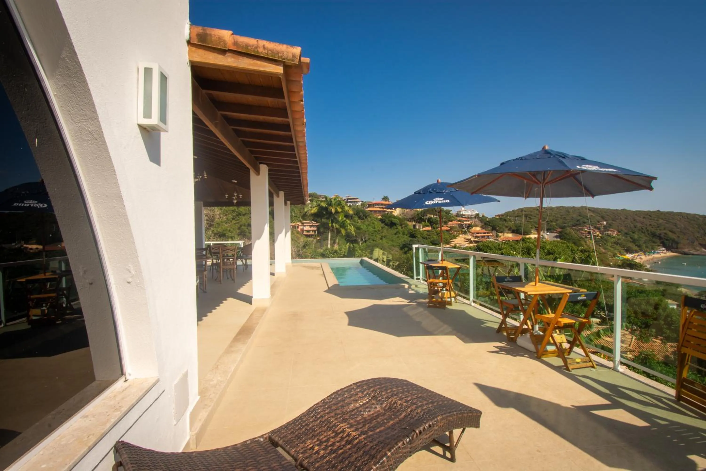 Swimming pool in Pousada Praia João Fernandes