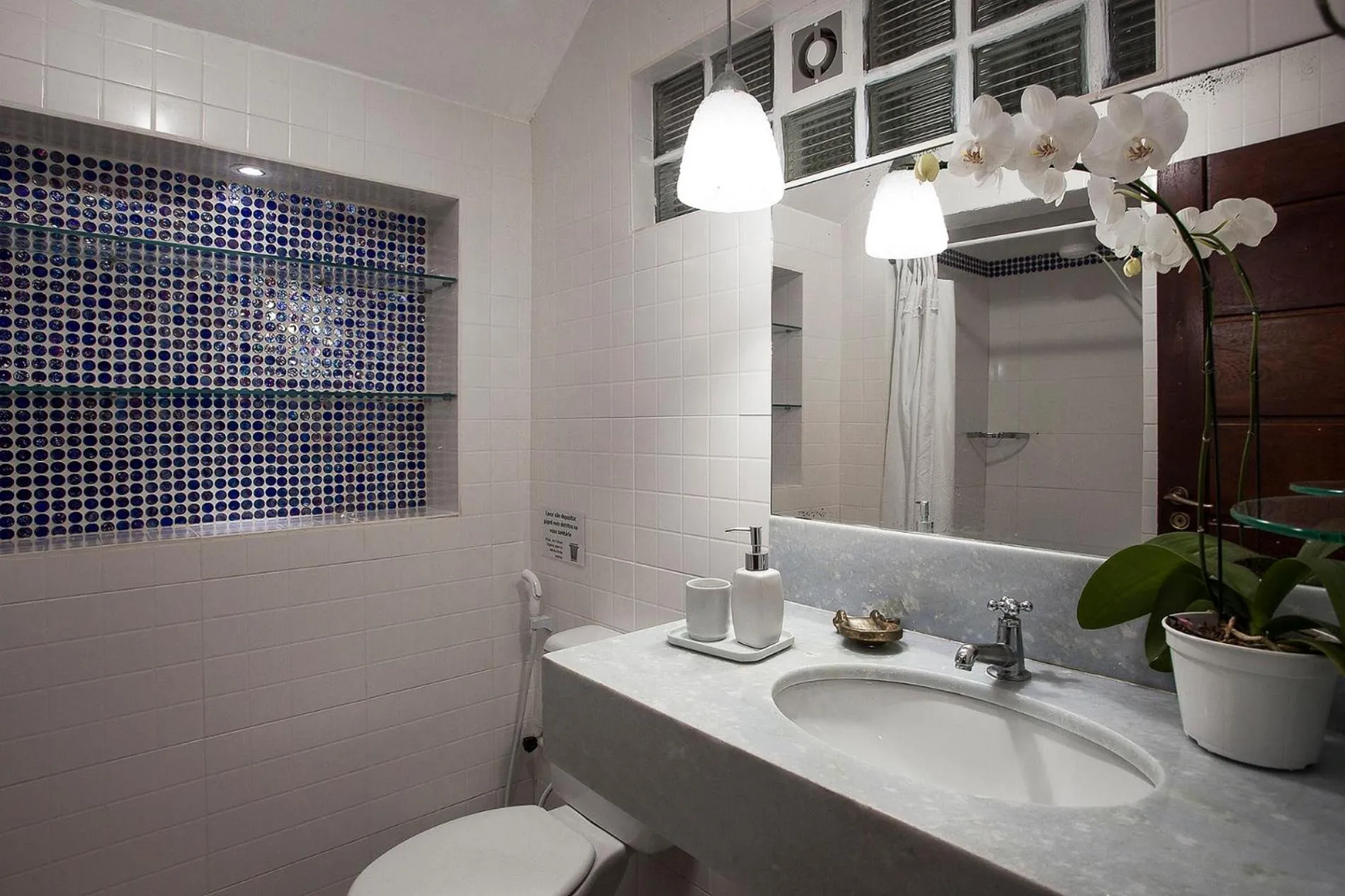 Toilet in Pousada Praia João Fernandes