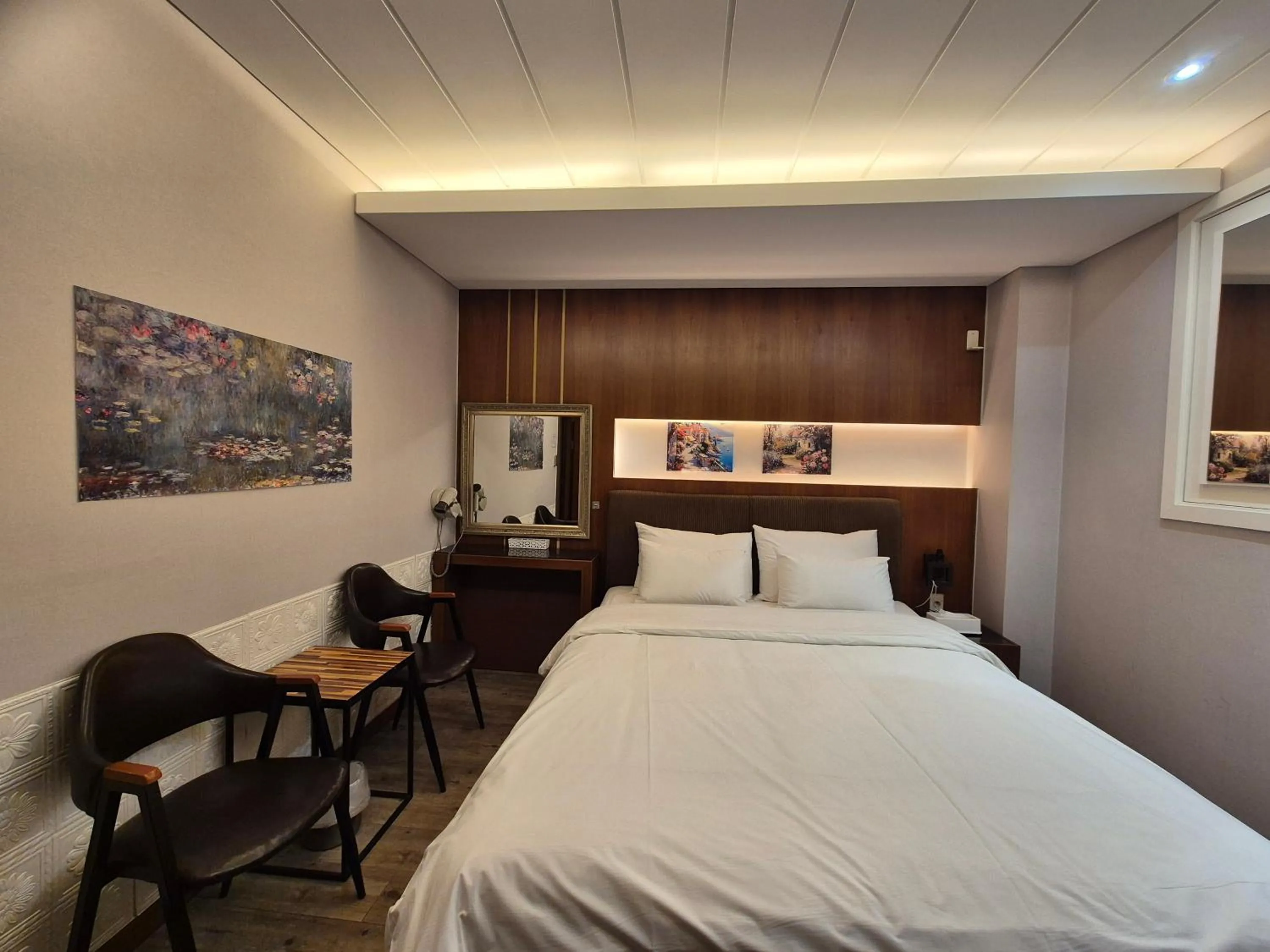 Bed in New Day Hotel Gangnam