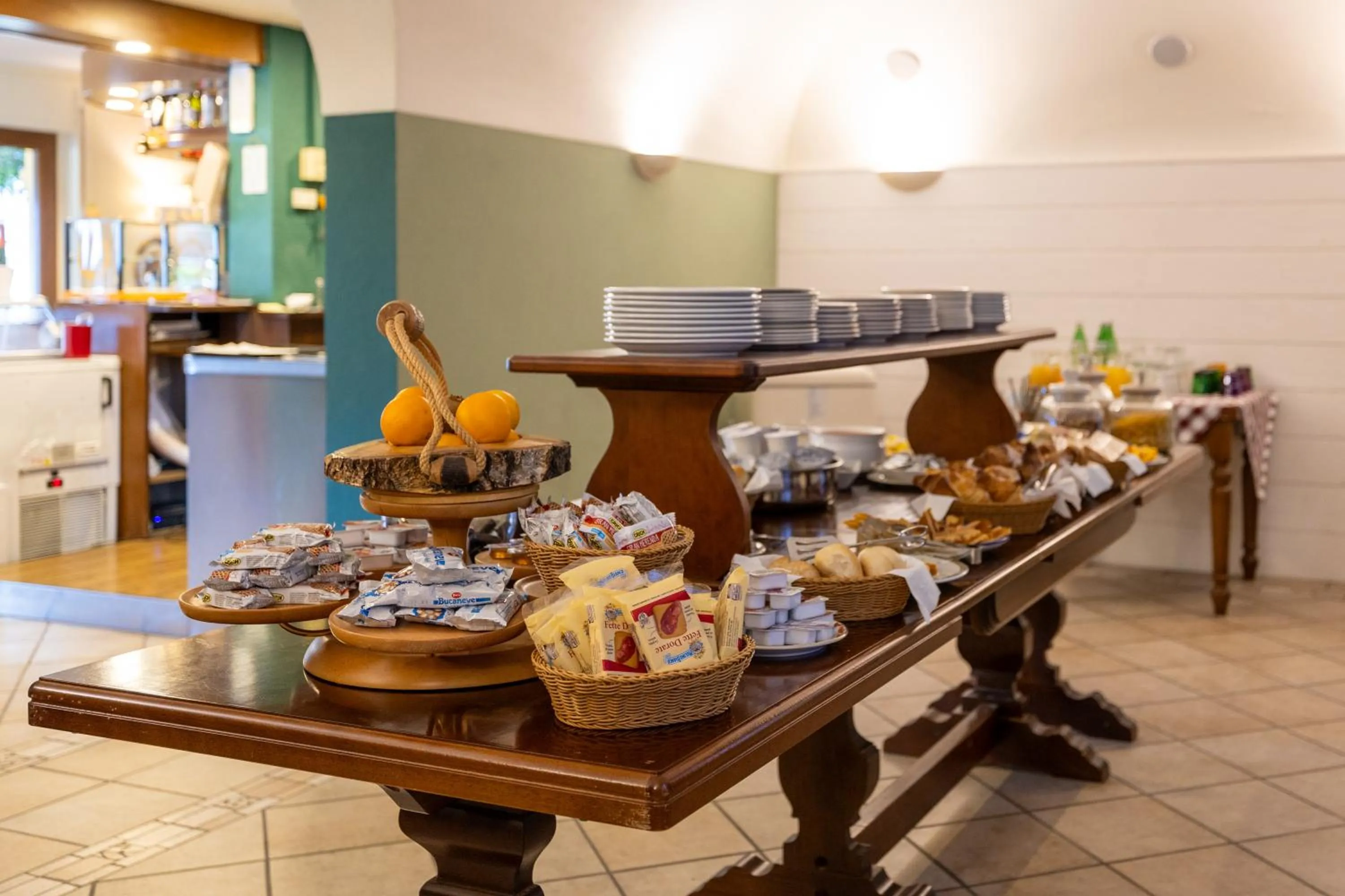 Buffet breakfast in Albergo Villa Edy