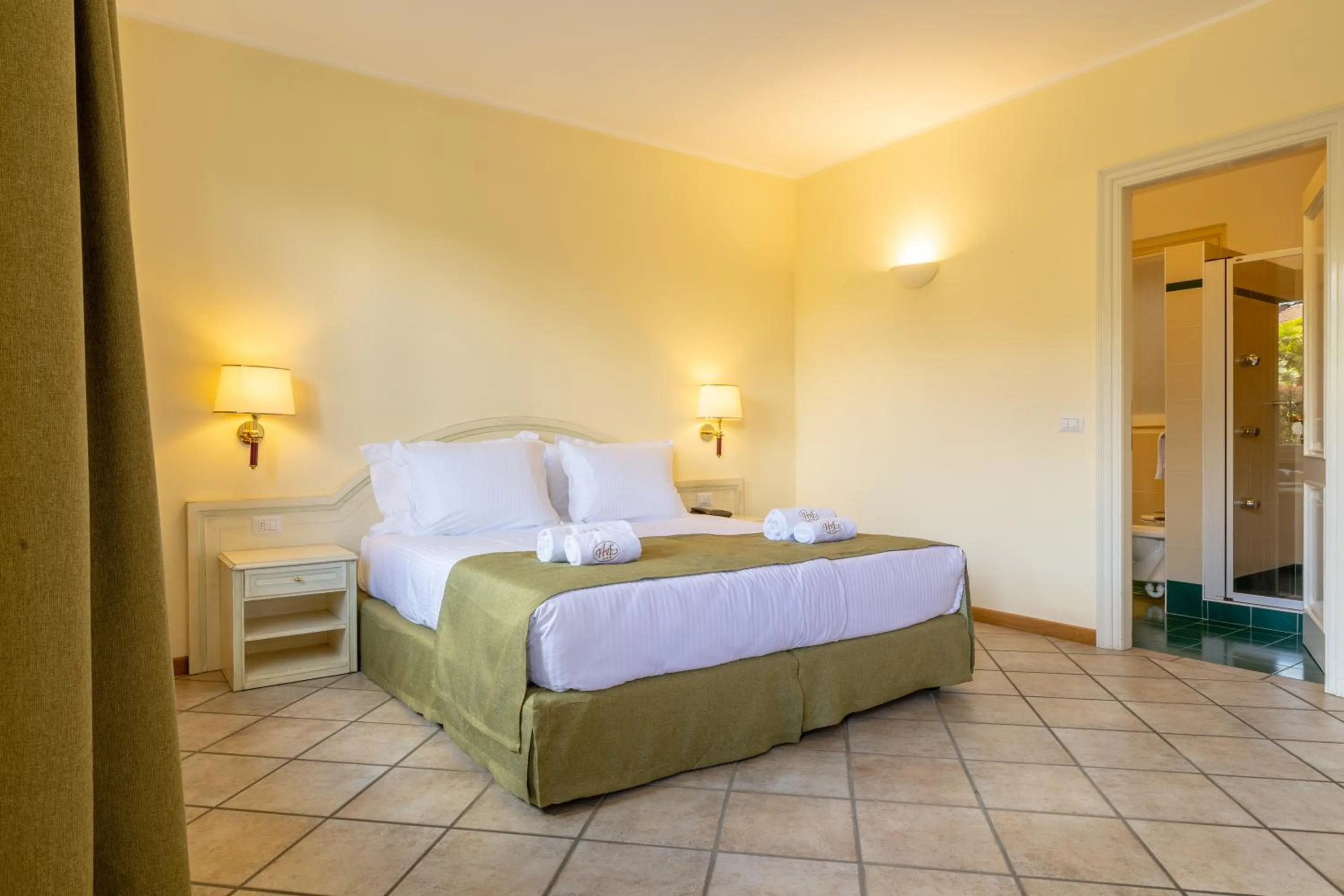 Bedroom, Bed in Albergo Villa Edy