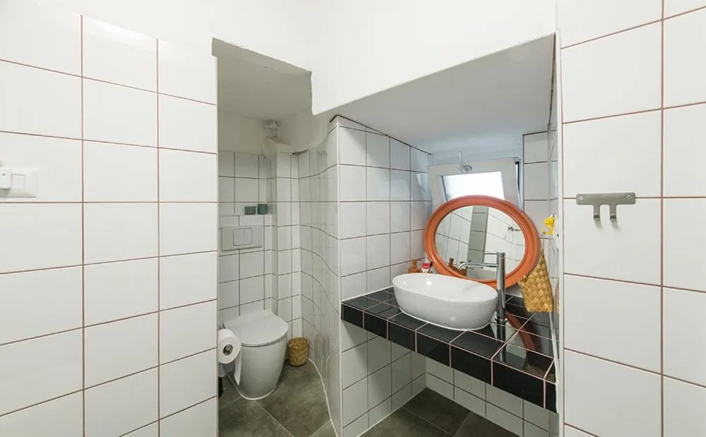 Stresa Complex LevOasi